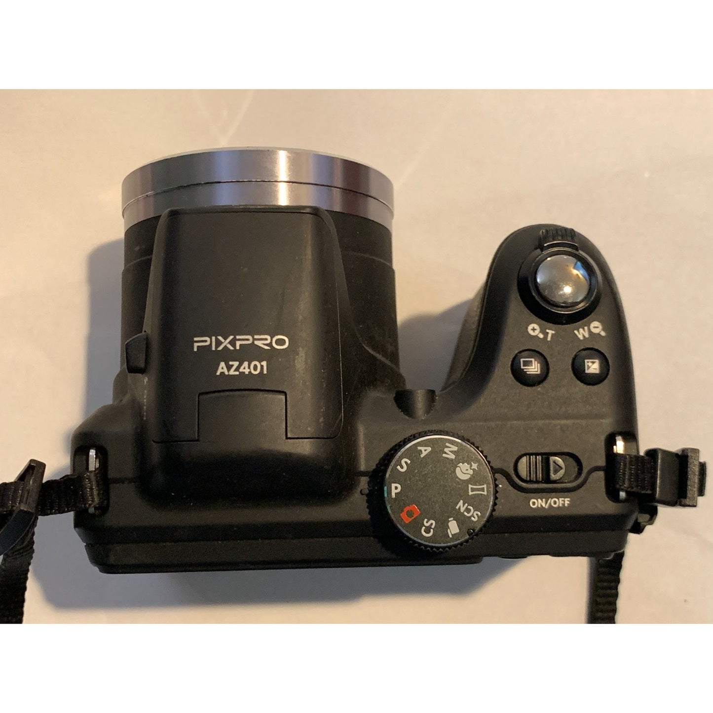 Kodak PIXPRO AZ401 Bridge Digital Camera 16MP 40x Optical Zoom Black