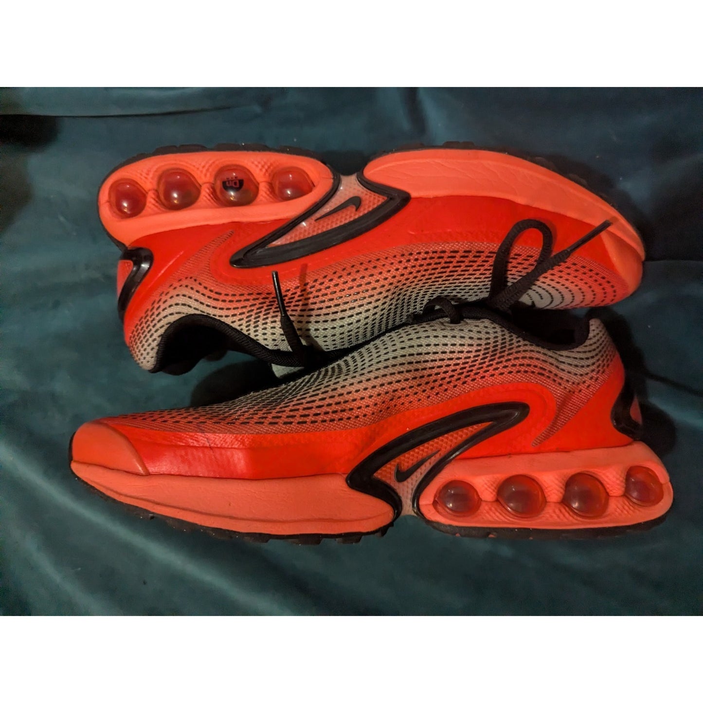 Nike Air Max DN SE Collage Grey Bright Crimson HF5531-002