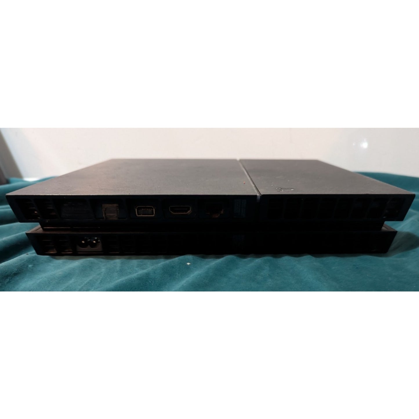 Sony PlayStation 4(FOR PARTS) (HDMI & DISK ISSUE)
