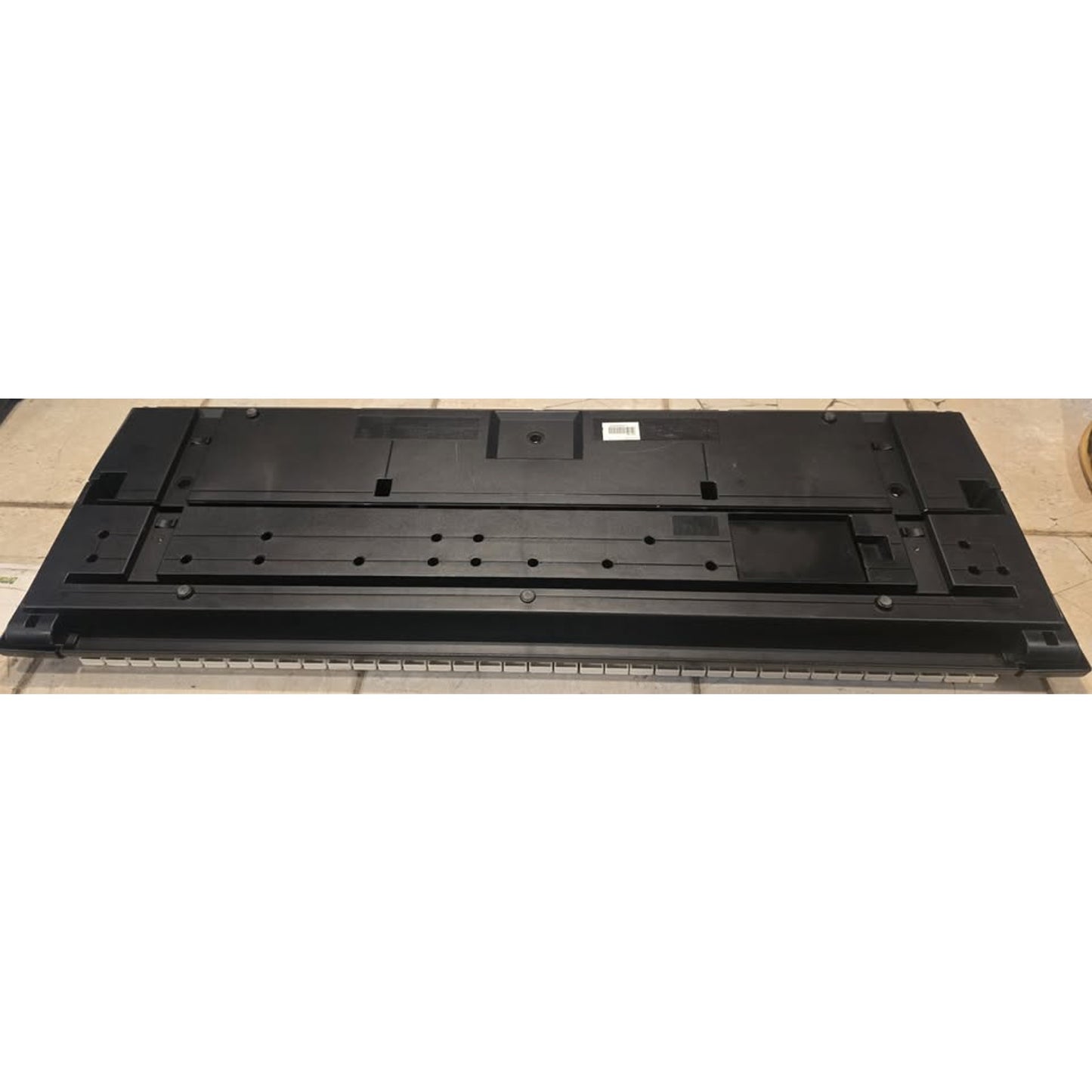 Yamaha 61-Key Portable Electric Keyboard  YPT-210 /