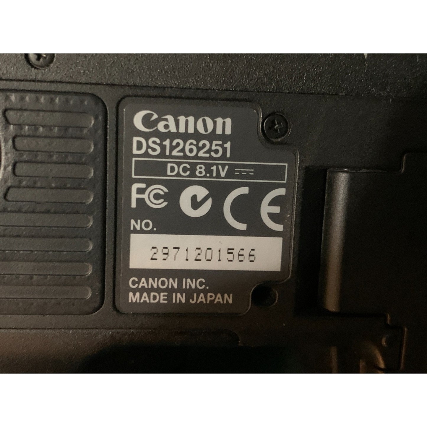 Canon EOS 7D DSLR Camera with 50mm EF 1:1.4 Lens *USED*