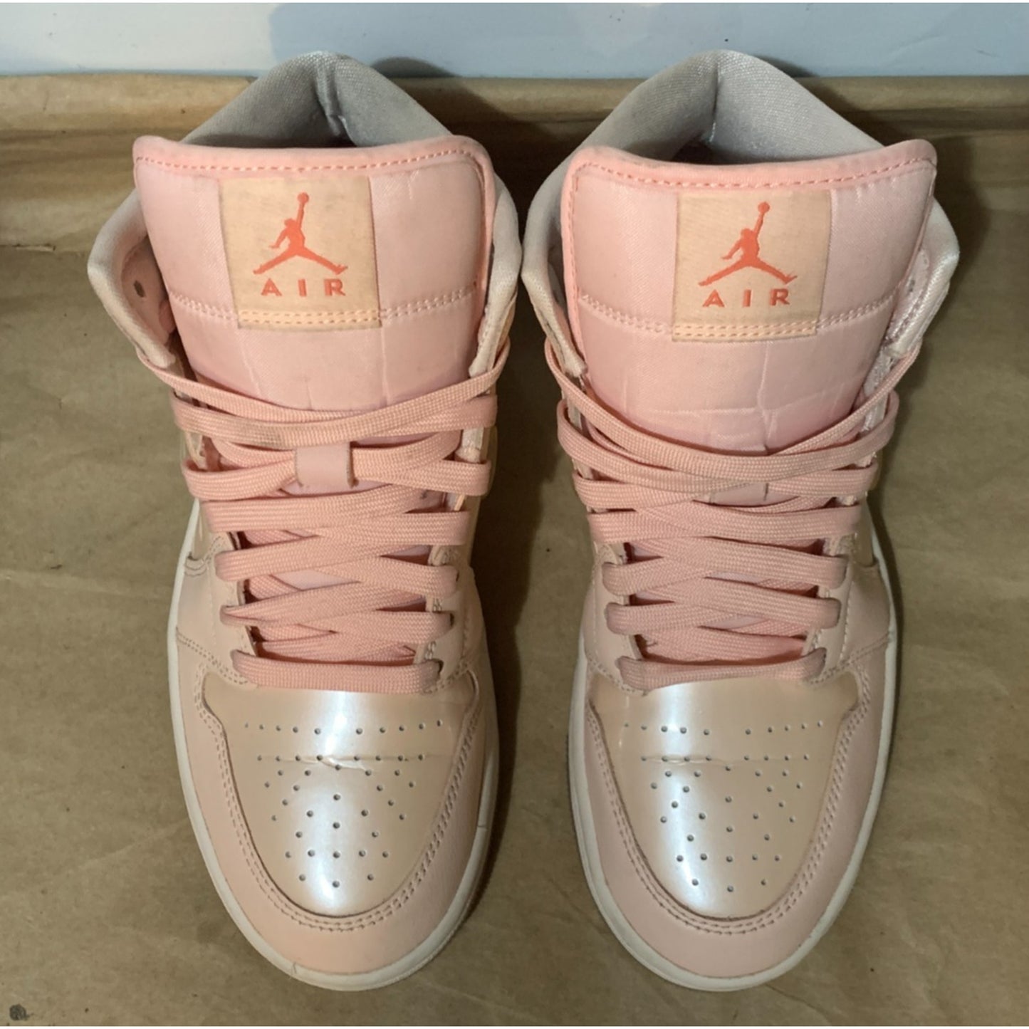 Nike Air Jordan 1 Mid Valentines Day Womens Size 7 Pink Athletic Shoes Sneakers