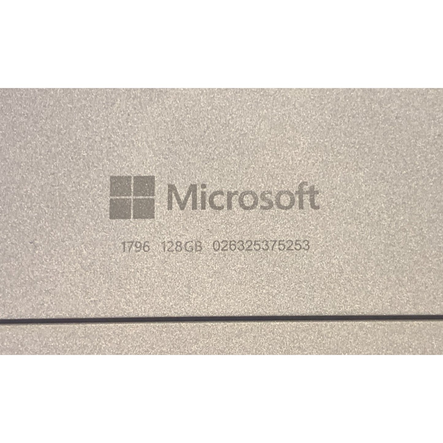 Microsoft Surface Pro (5th Gen, 1796) Intel Core M 4GB RAM / 128GB, 2017