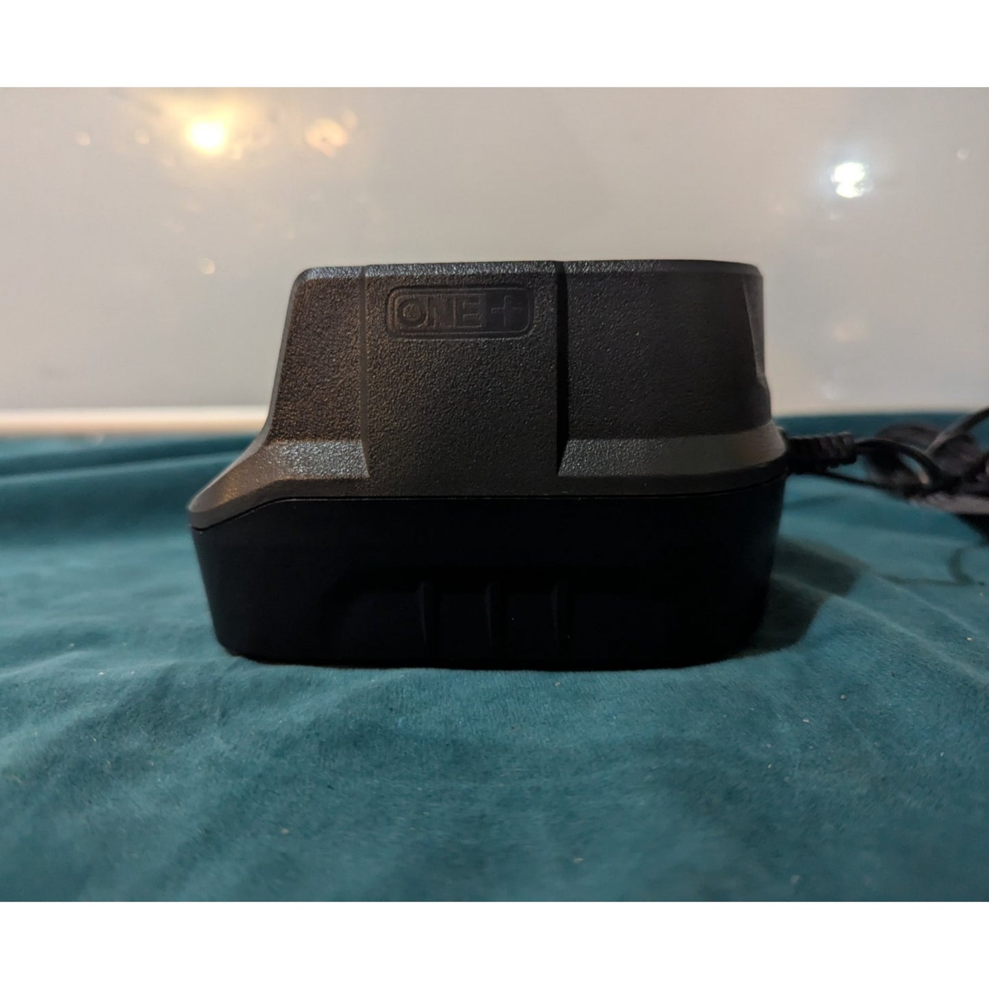 Ryobi 18V 3A High Capacity Lithium ion battery P191 w/ charger CS19034N460854