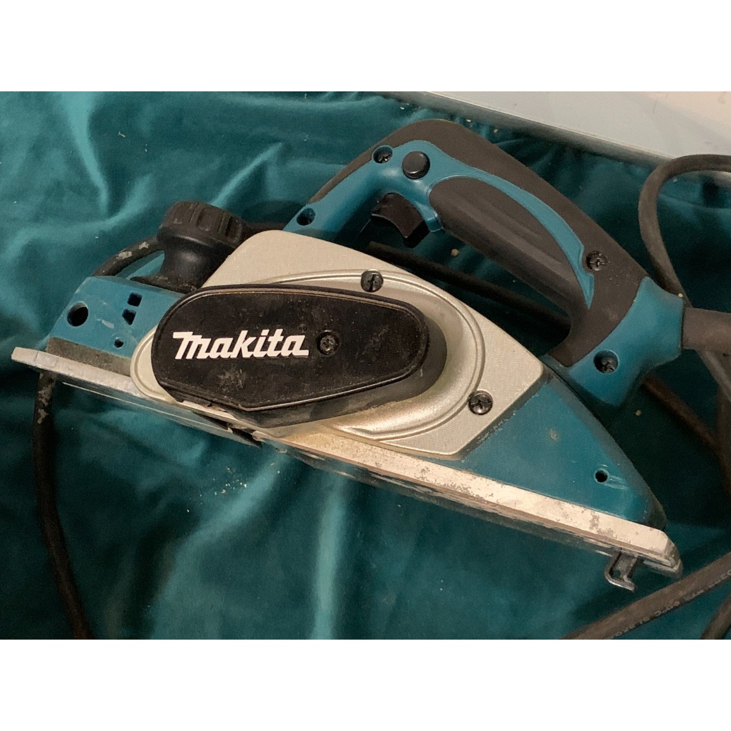 Makita 3 1/4" Corded Electric Planer KP0800