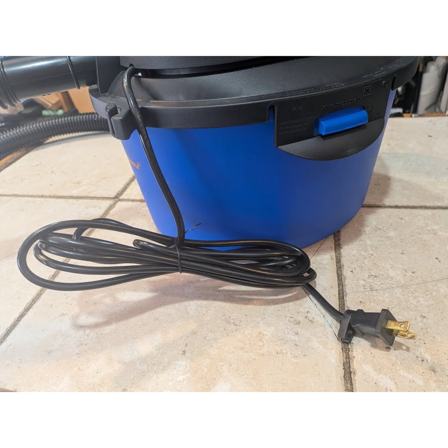 Koblenz WD-9 L212 Wet Dry Vacuum Cleaner