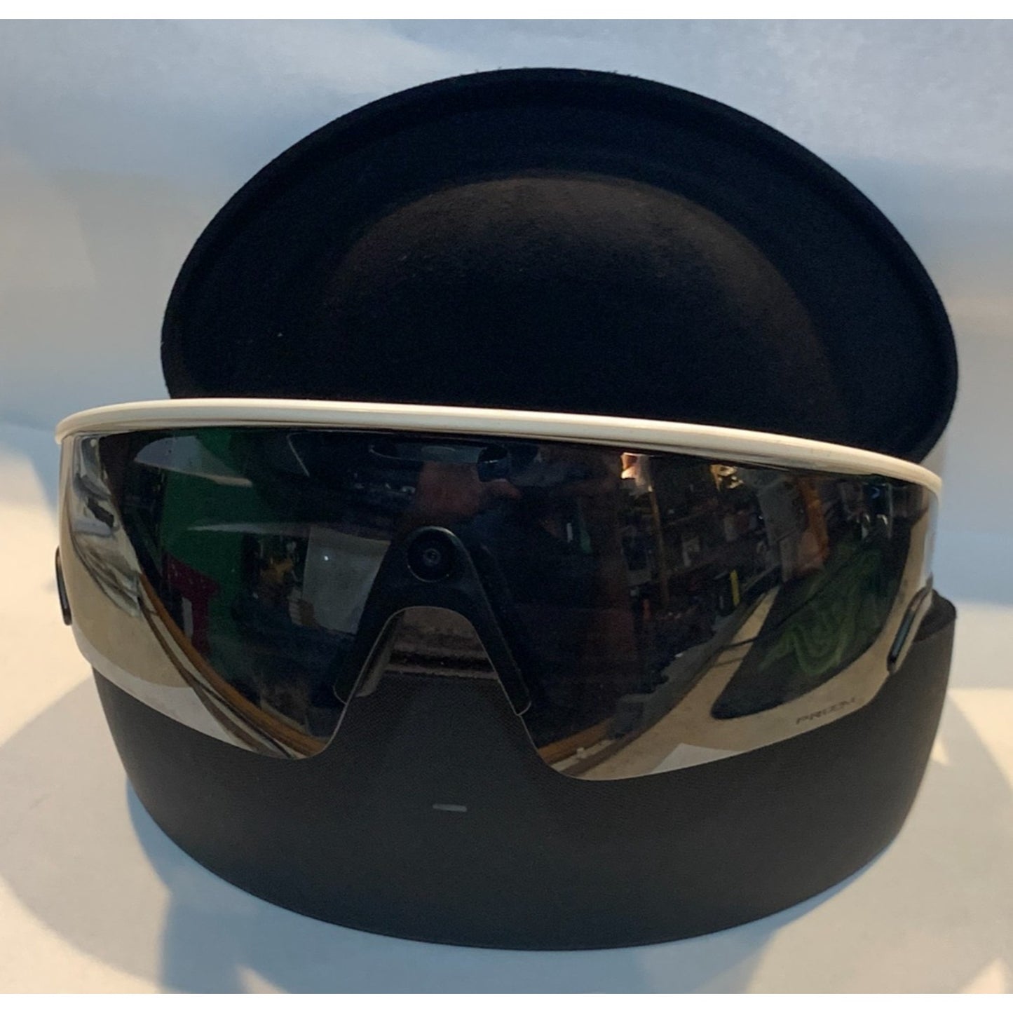 Oakley Meta Vanguard White Prizm OW8001-0552 AI Smart Glasses