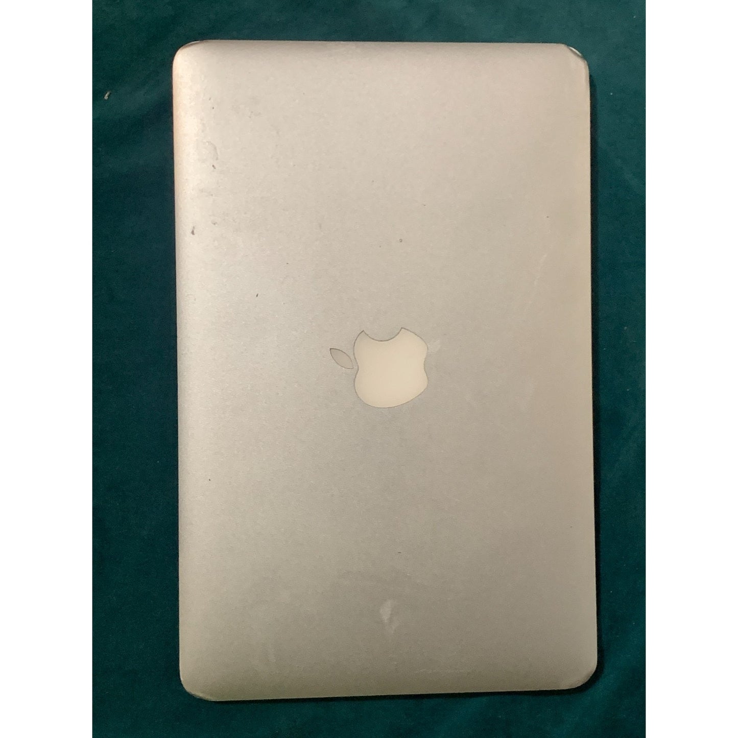 Apple MacBook Air A1465 2015 11" Intel Core i5 1.6GHz 4GB RAM 128GB SSD