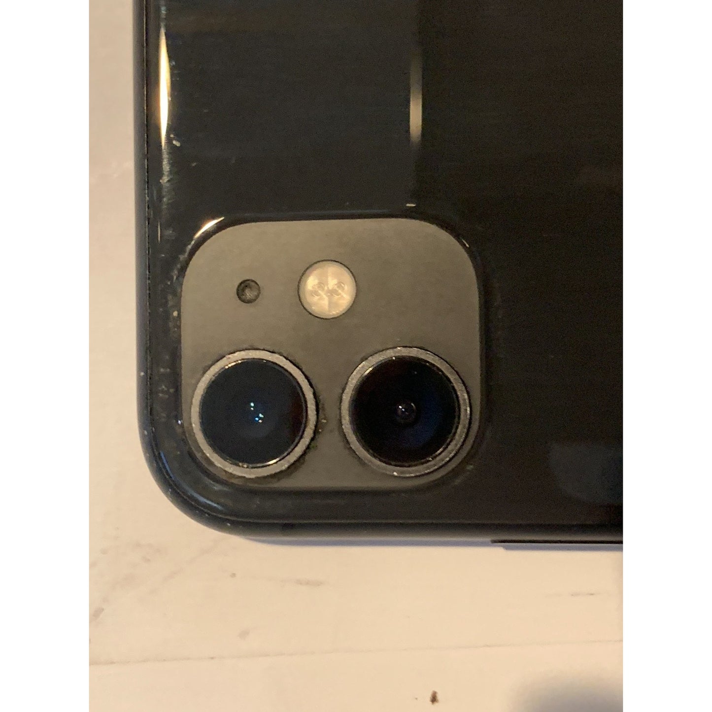 Apple iPhone 11 - 64 GB - Black (Unlocked)