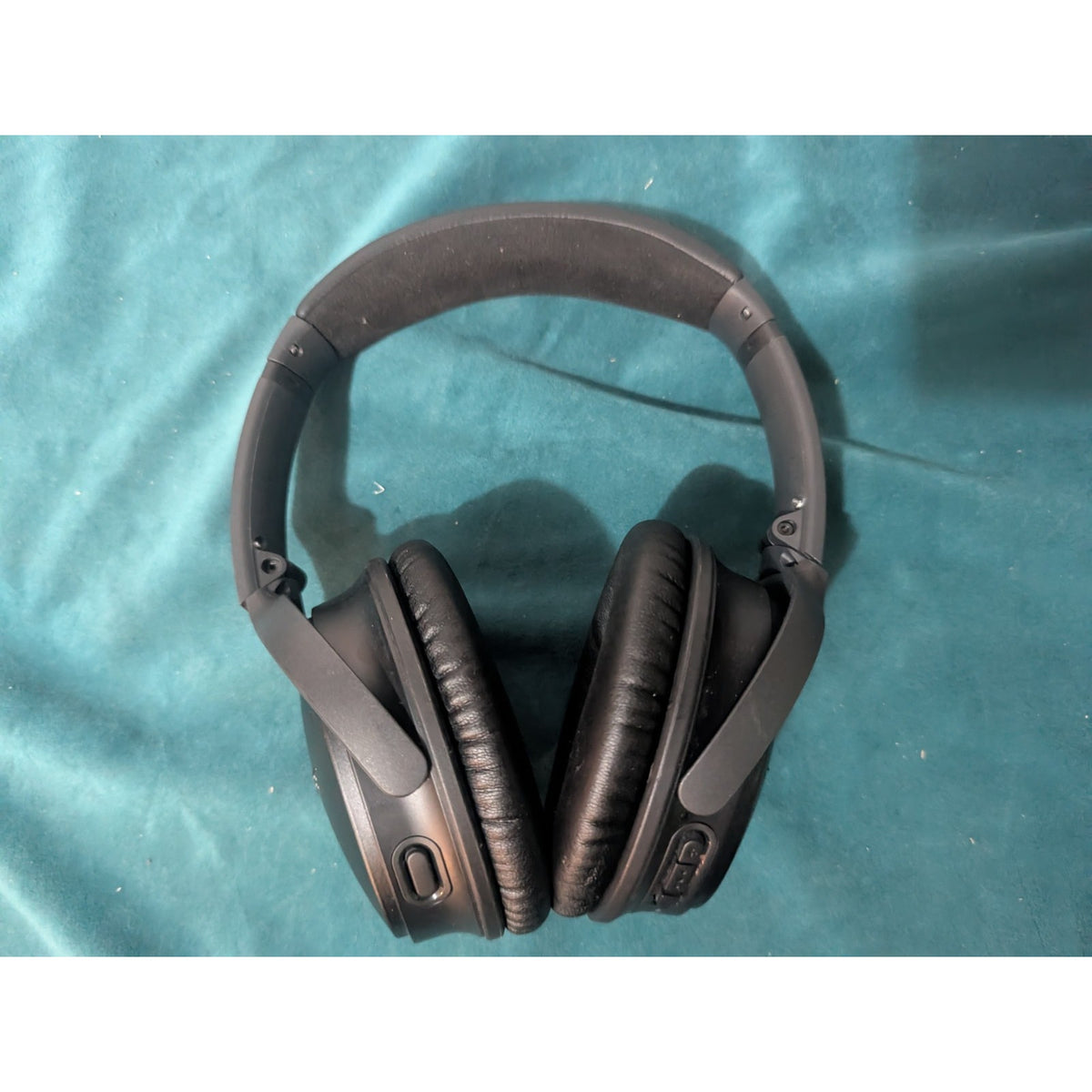 Bose QuietComfort 35 Wireless Headphones II 425948 - Black (FOR PARTS)