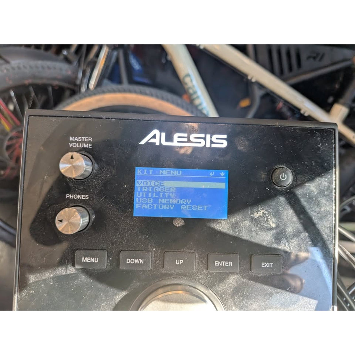 Alesis 8-Piece Command Mesh Electronic Drum Kit / COMMANDMESHKIT