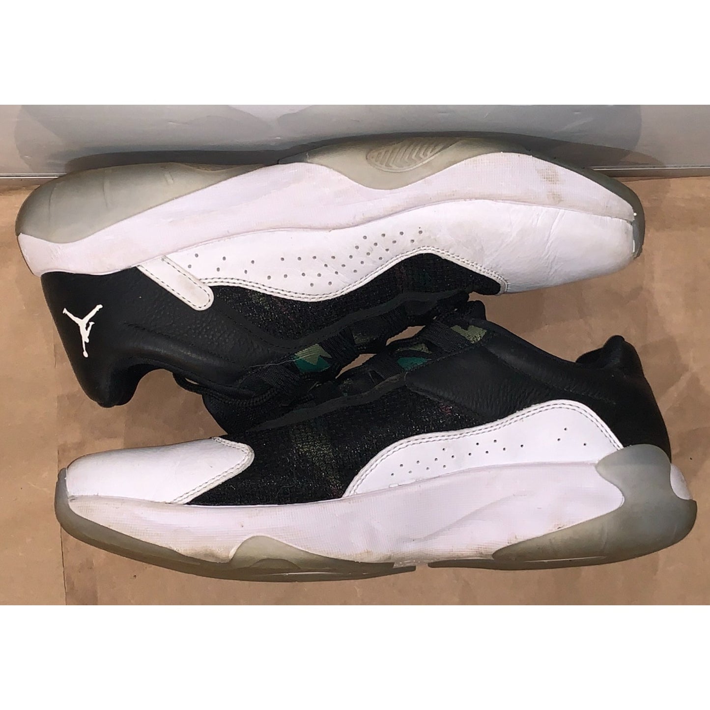 Nike Air Jordan 11 CMFT Low Men's Sneakers Black/White Size 8.5 / CW0784 104