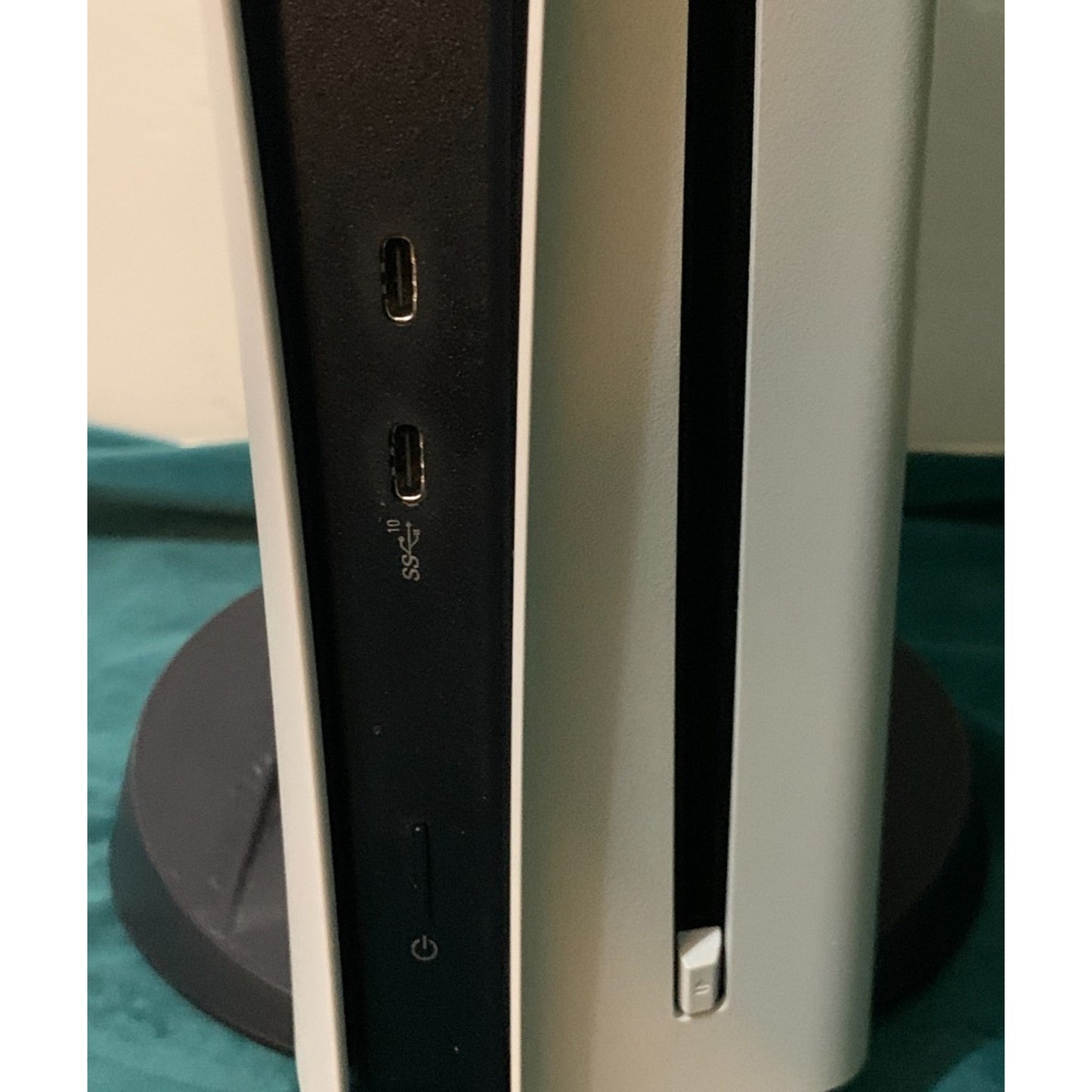 Sony PlayStation 5 Slim Digital CFI-2115 White 825GB Bundle