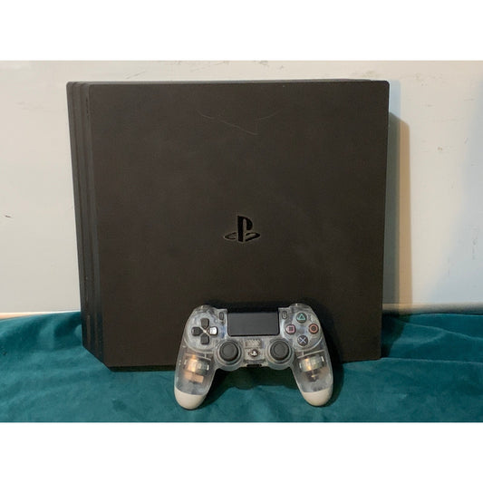 Sony PlayStation 4 Pro PS4 1TB Black CUH-7115B + controller