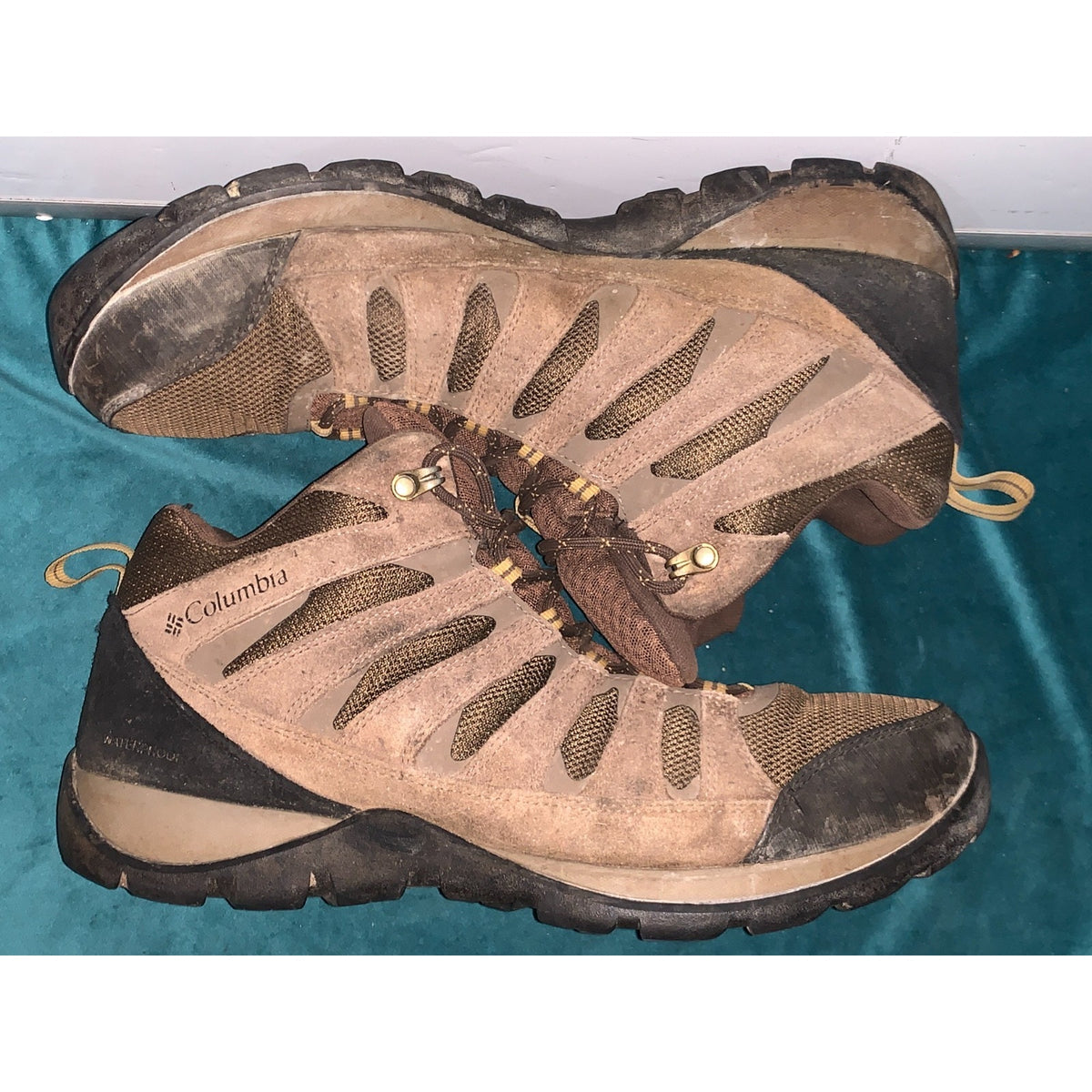 COLUMBIA Redmond Mid Waterproof Hiking Sztrtgg Size 14