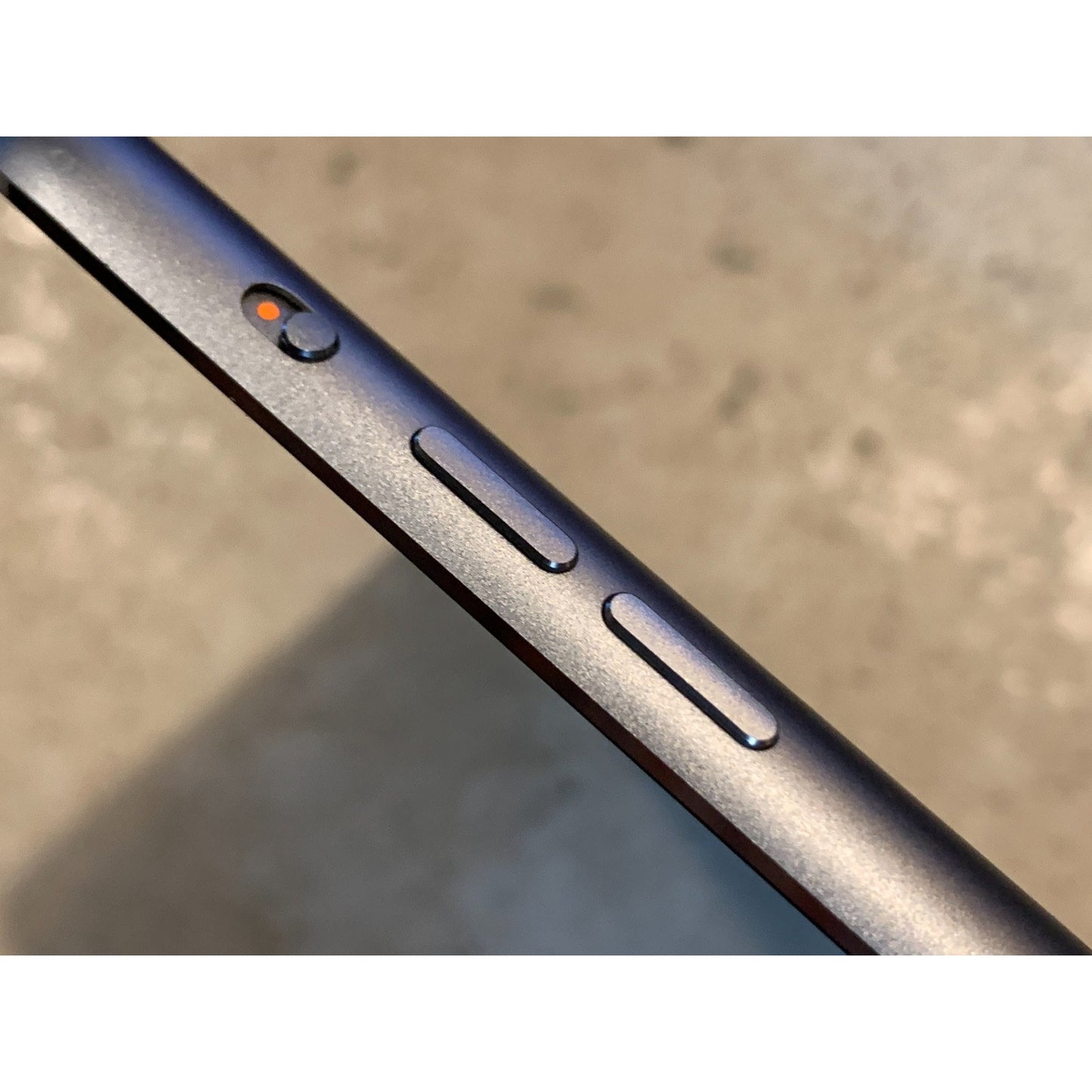 Apple iPad Mini 1st Gen 7.9" 16GB (Wi-Fi Only) Space Gray A1432