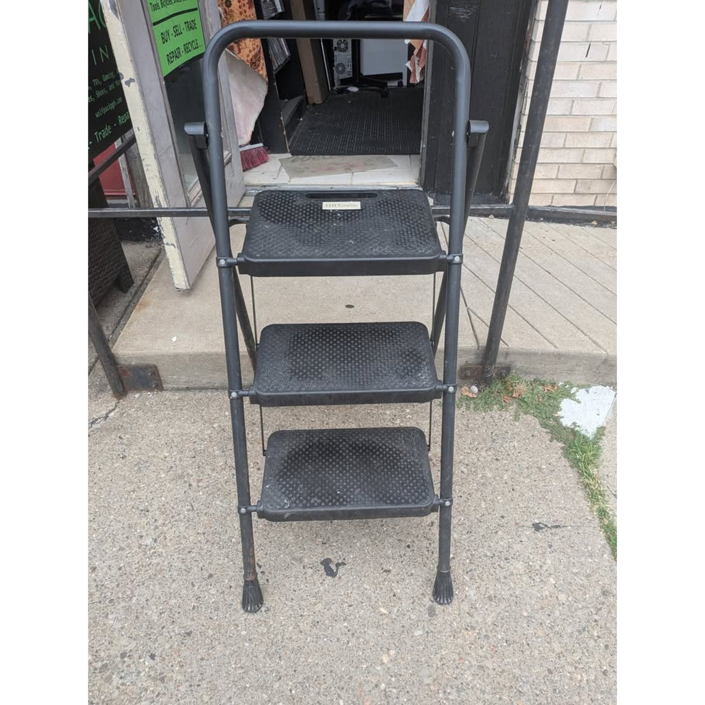 HBTower Folding Step Stool