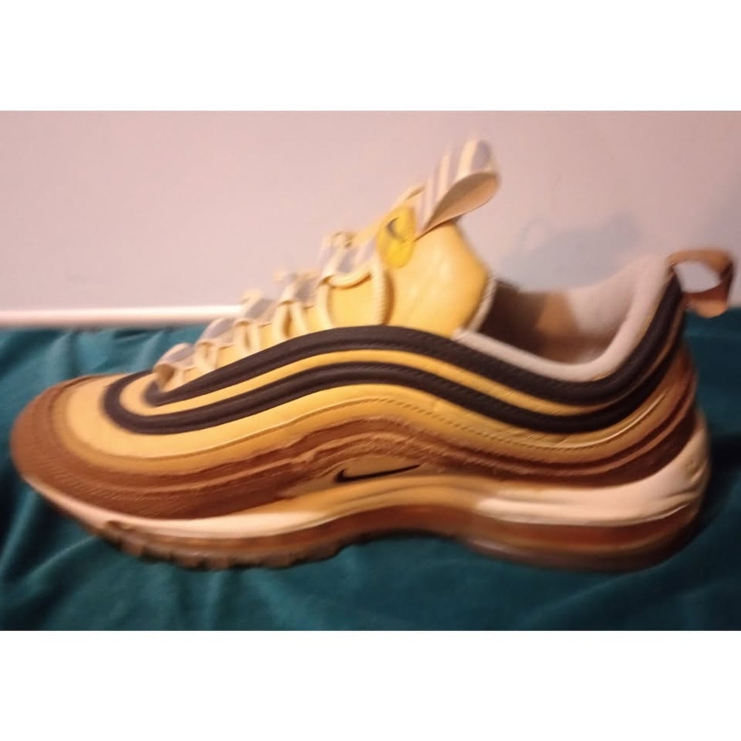 Nike Air Max 97 Ale Brown Elemental Gold Sneaker 921826-201 Men's 9.5