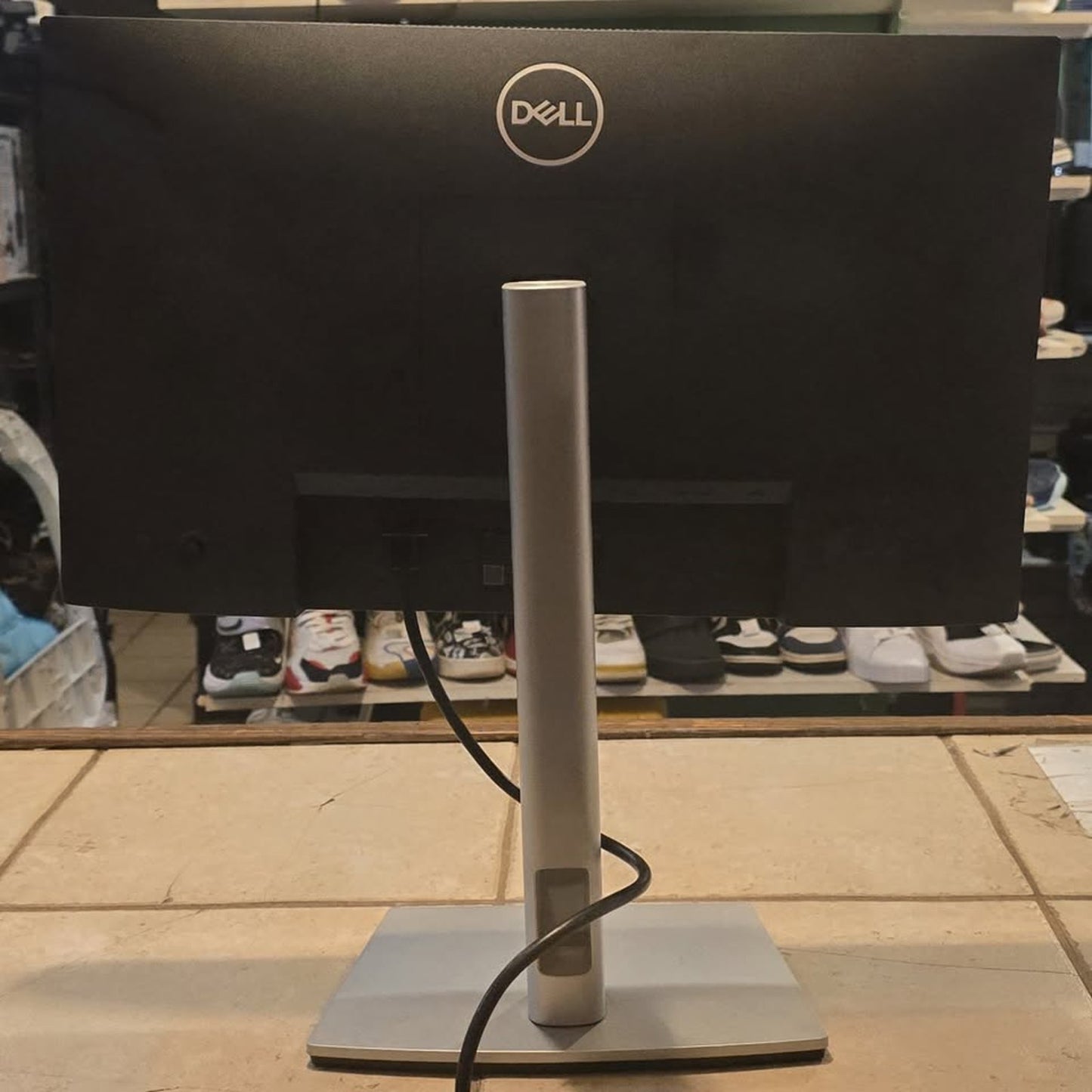 Dell 22" FHD 1080p IPS LED Monitor / P2222H /