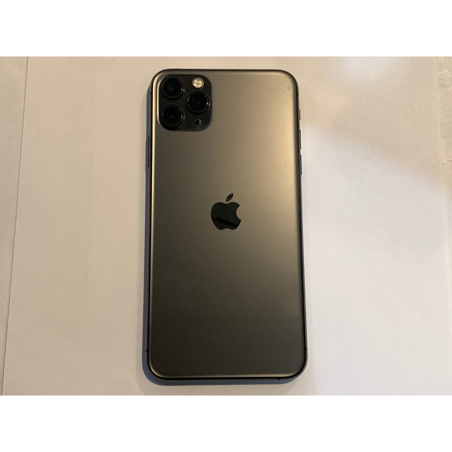 Apple iPhone 11 Pro Max 64GB (AT&T) A2161 Space Gray