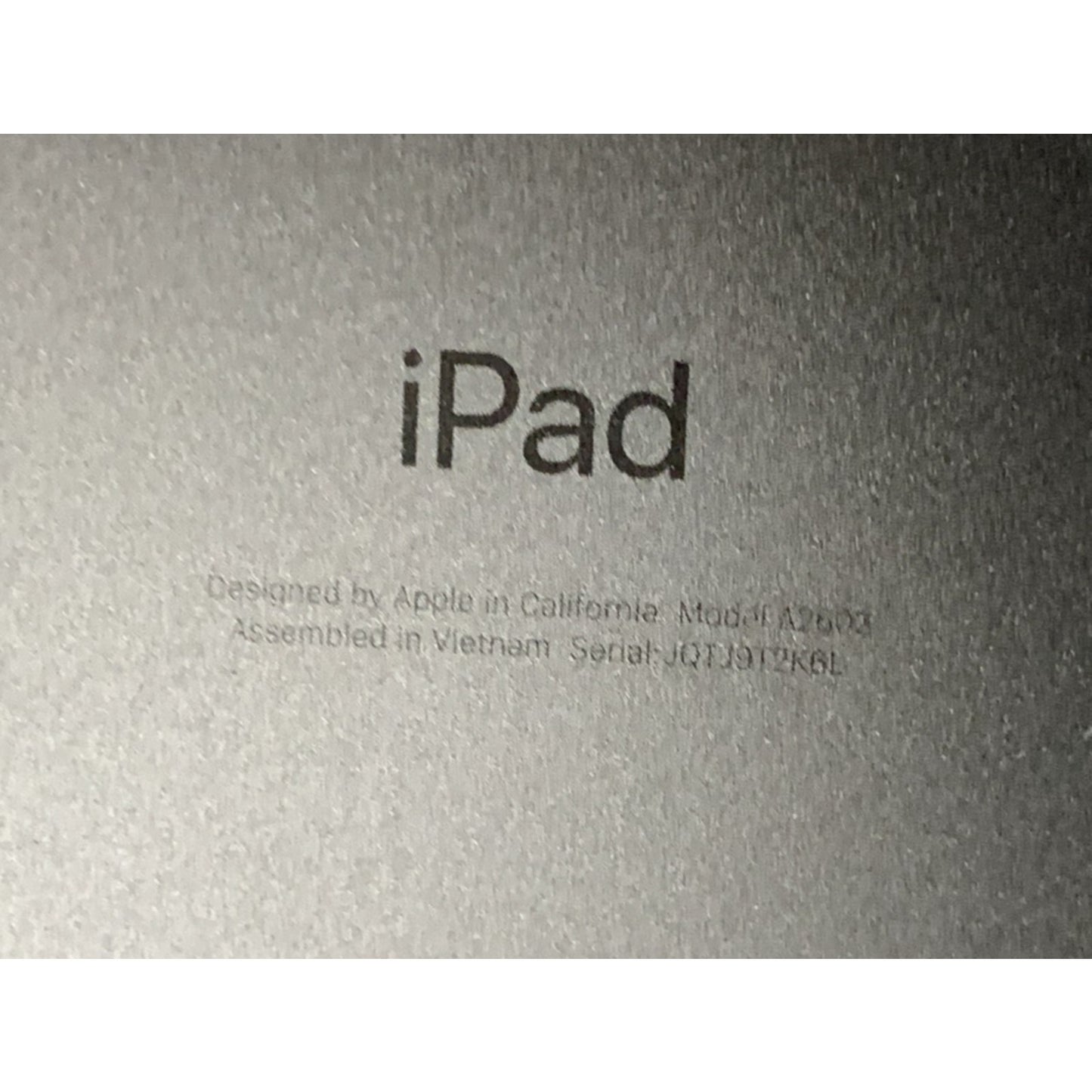 WiFi Only Apple iPad 9th Gen 64GB Space gray MK2K3LL/A