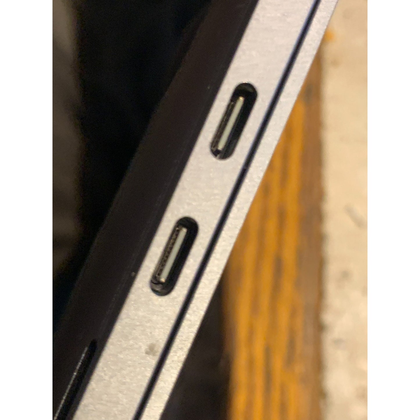 Apple MacBook Pro A2251 13" Core i5 16GB 512GB Silver 2020