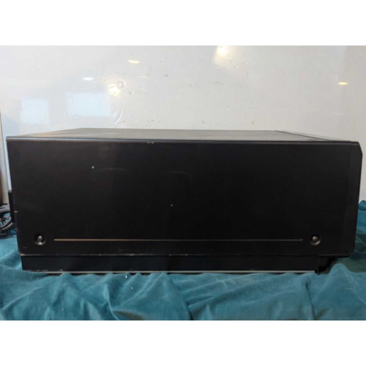 Sony CDP-CX355 MegaStorage 300 Disc CD Changer Player (FOR PARTS)
