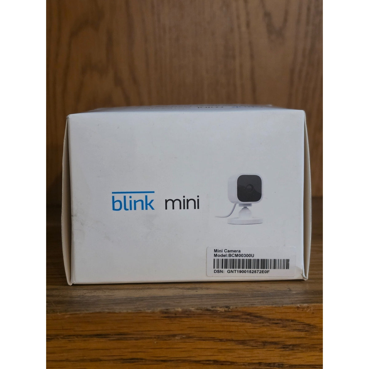 Blink Mini Smart Security Camera Indoor Outdoor Plug-In White