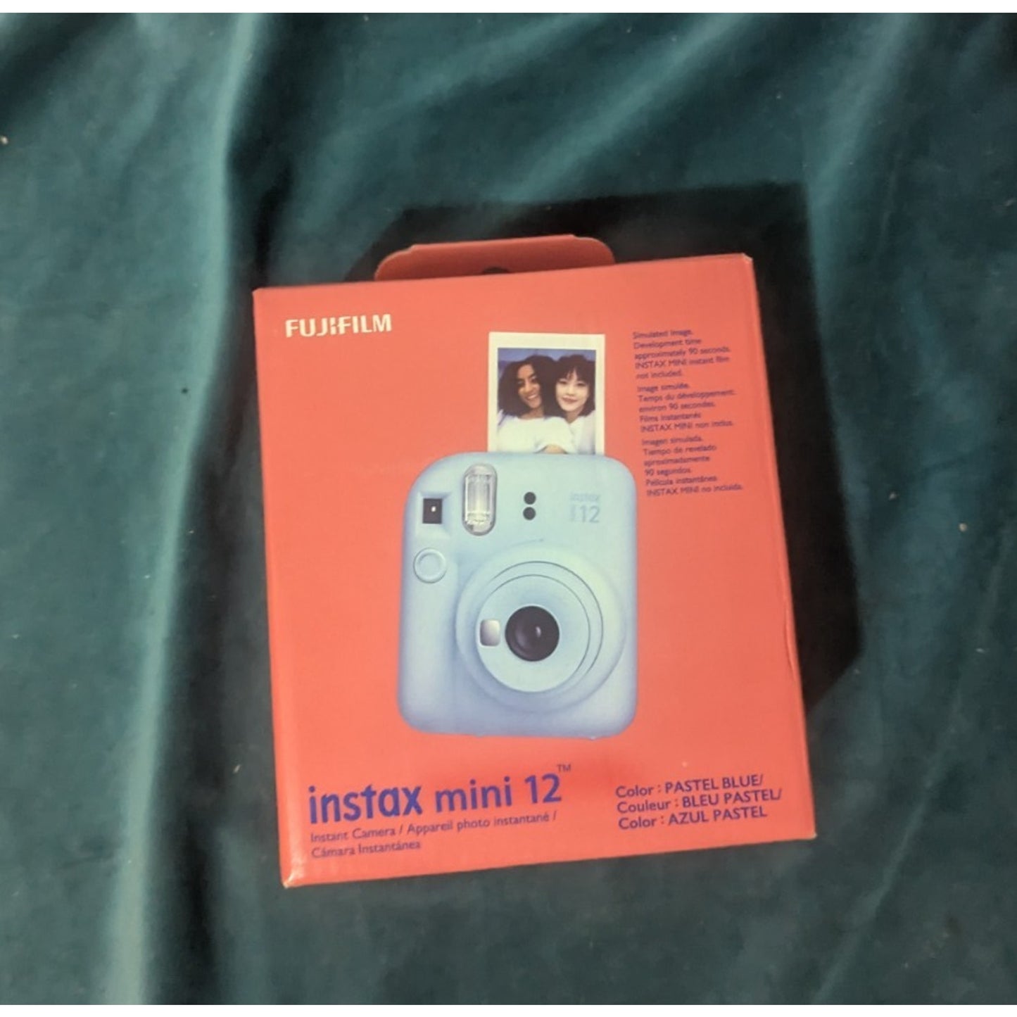 Fujifilm Instax Mini 12 Instant Film Camera Bundle