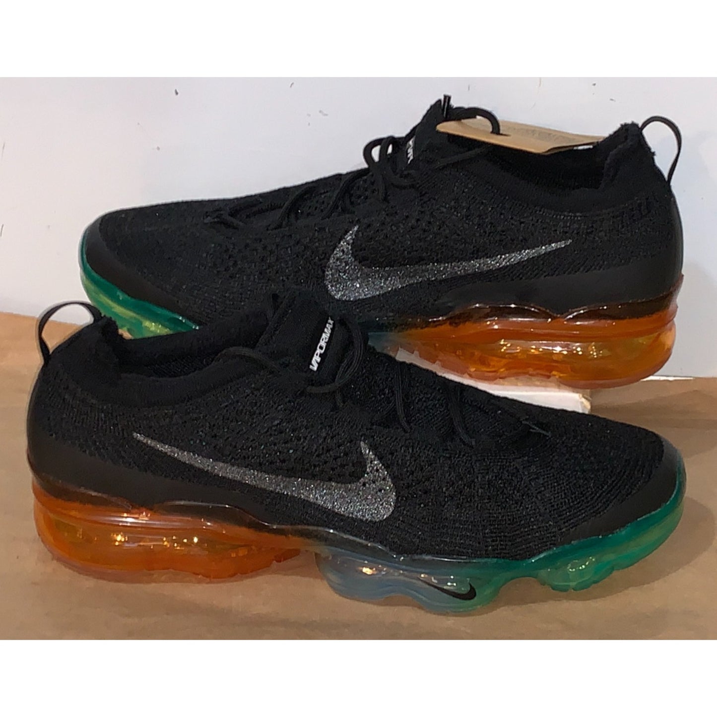 Nike Air Vapormax 2023 Flyknit Men's Size 10.5 Strike Shoes DV1678 014