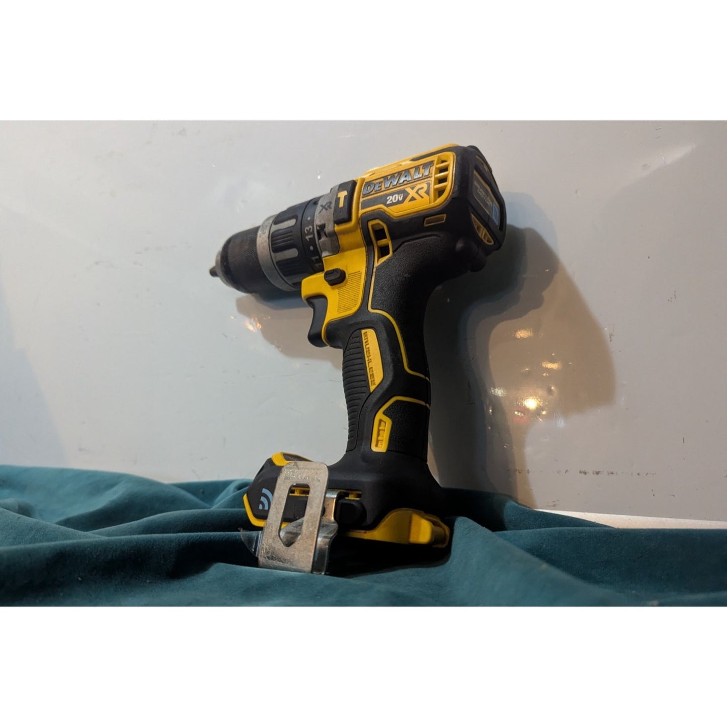 DEWALT 20V MAX XR Brushless Cordless Hammer Drill/Driver DCD797