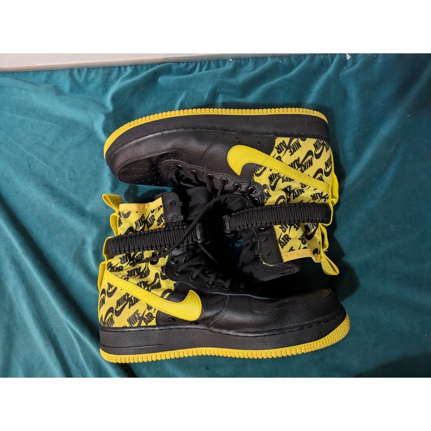 Nike SF Air Force 1 HIGH Black And Dynamic Yellow Mens Sz 11.5