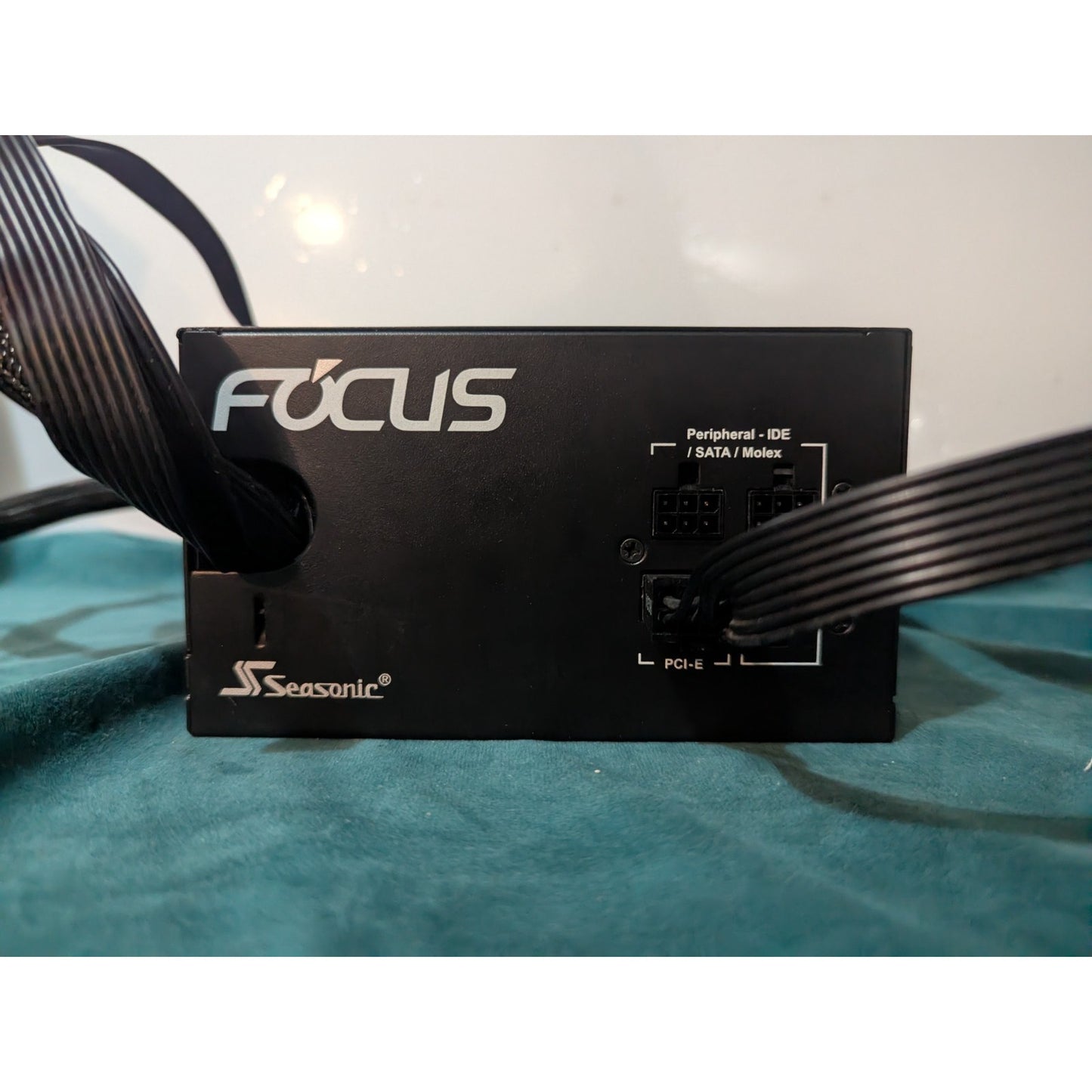 Seasonic Focus GM-650 650W 80+ Gold Semi Modular Power Supply