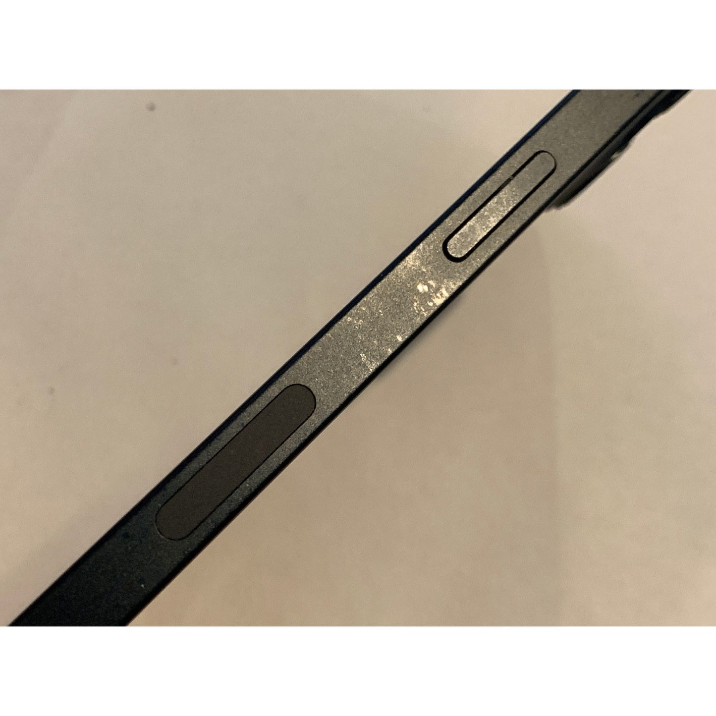 Apple iPhone 13 128GB Verizon 6.1" - (Midnight) A2482