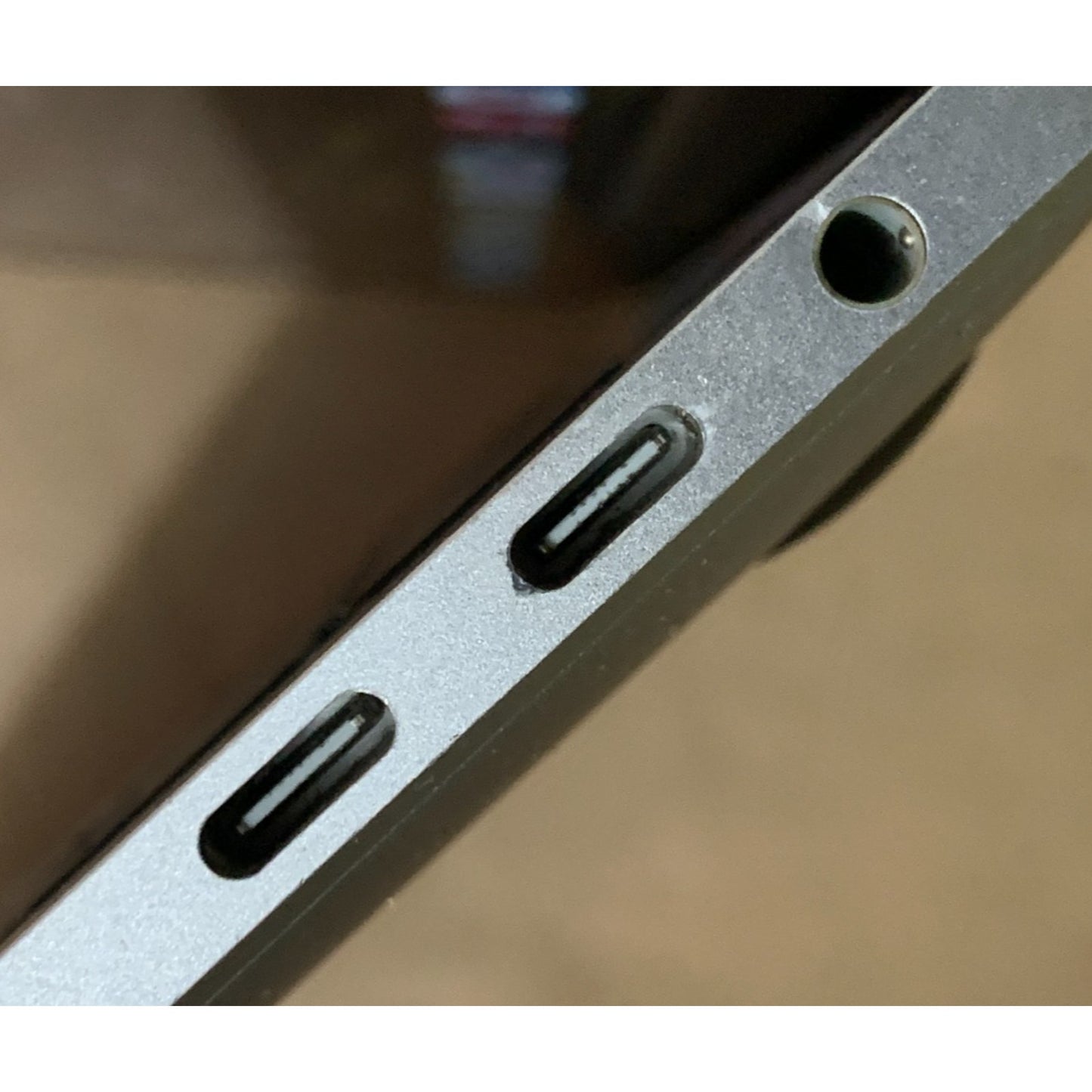 Apple MacBook Pro 13-inch 2020 2GHz Quad-Core Intel Core I5, 16GB RAM, 512GB SSD