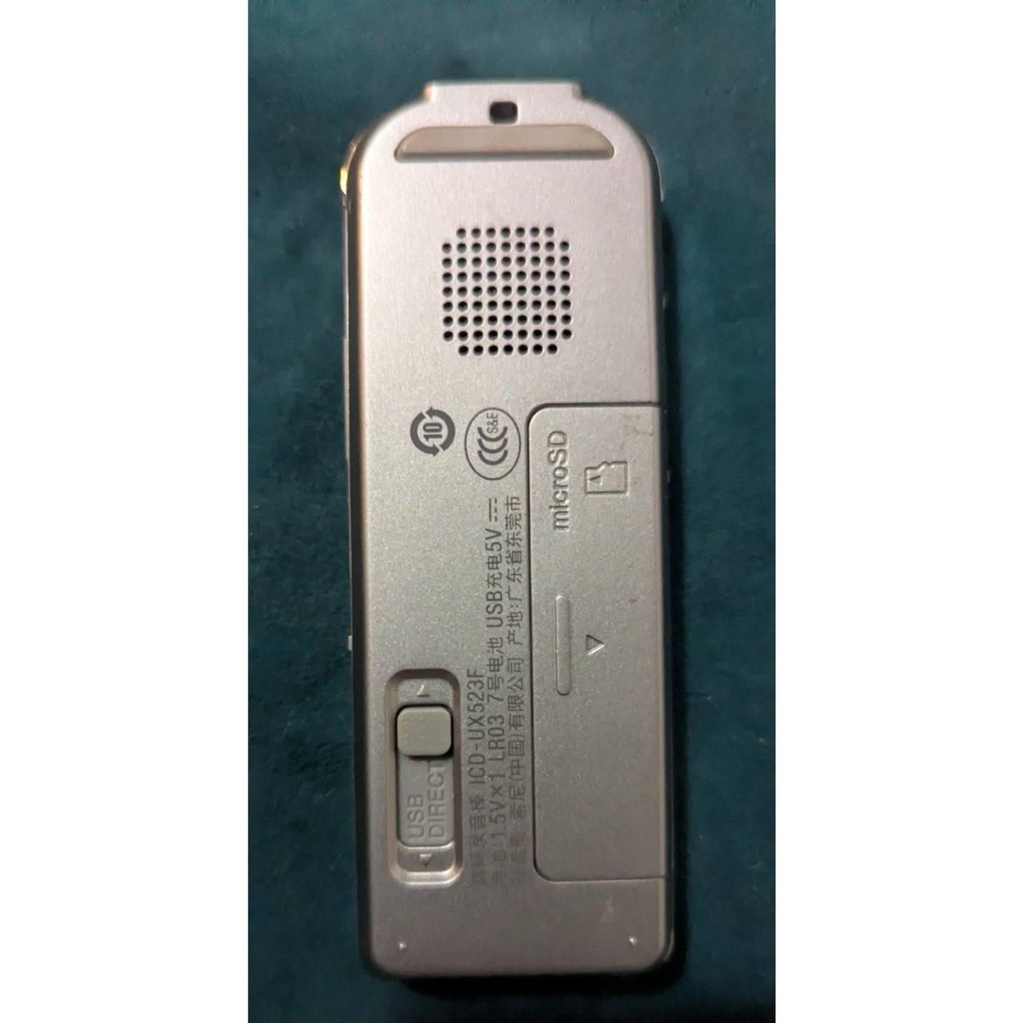 Sony ICD-P520 Digital Voice Recorder 256 MB Flash Memory