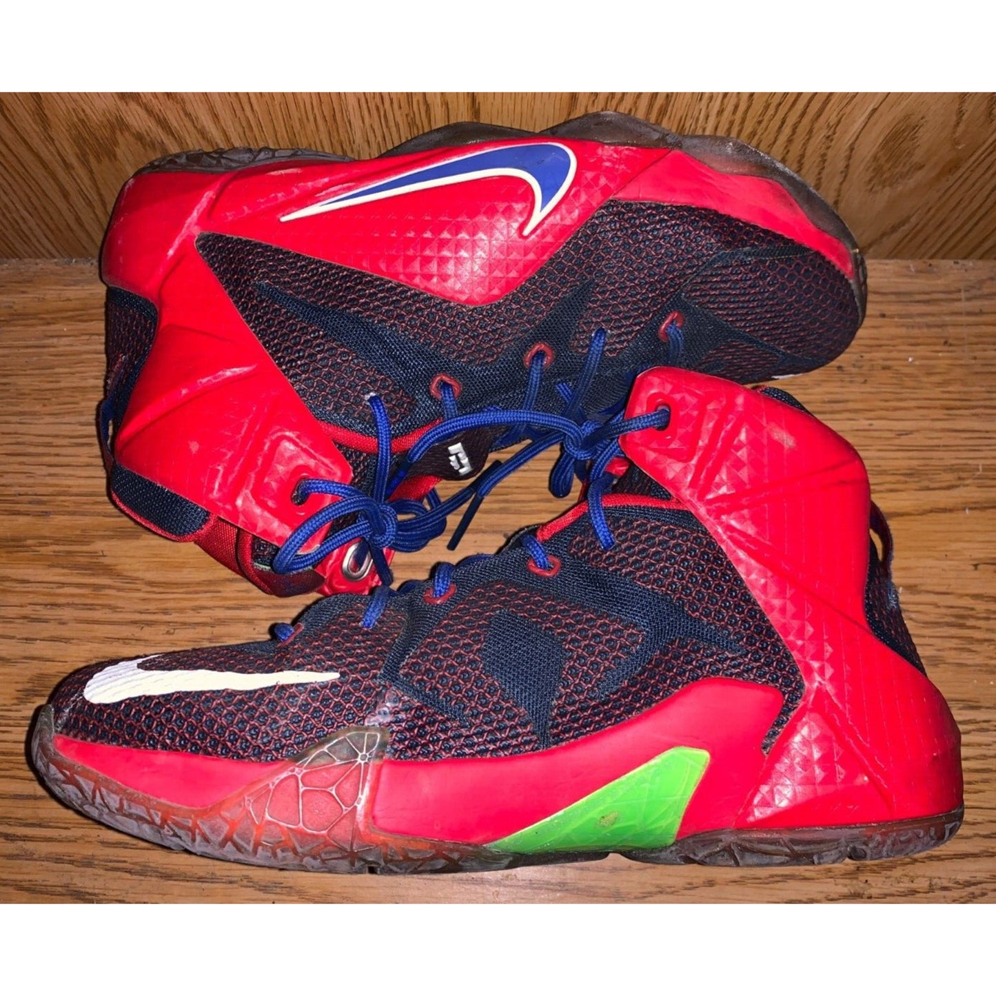 Nike Lebron 12 Superman 685181-601 Red/Blue/Black Size 6.5 Youth