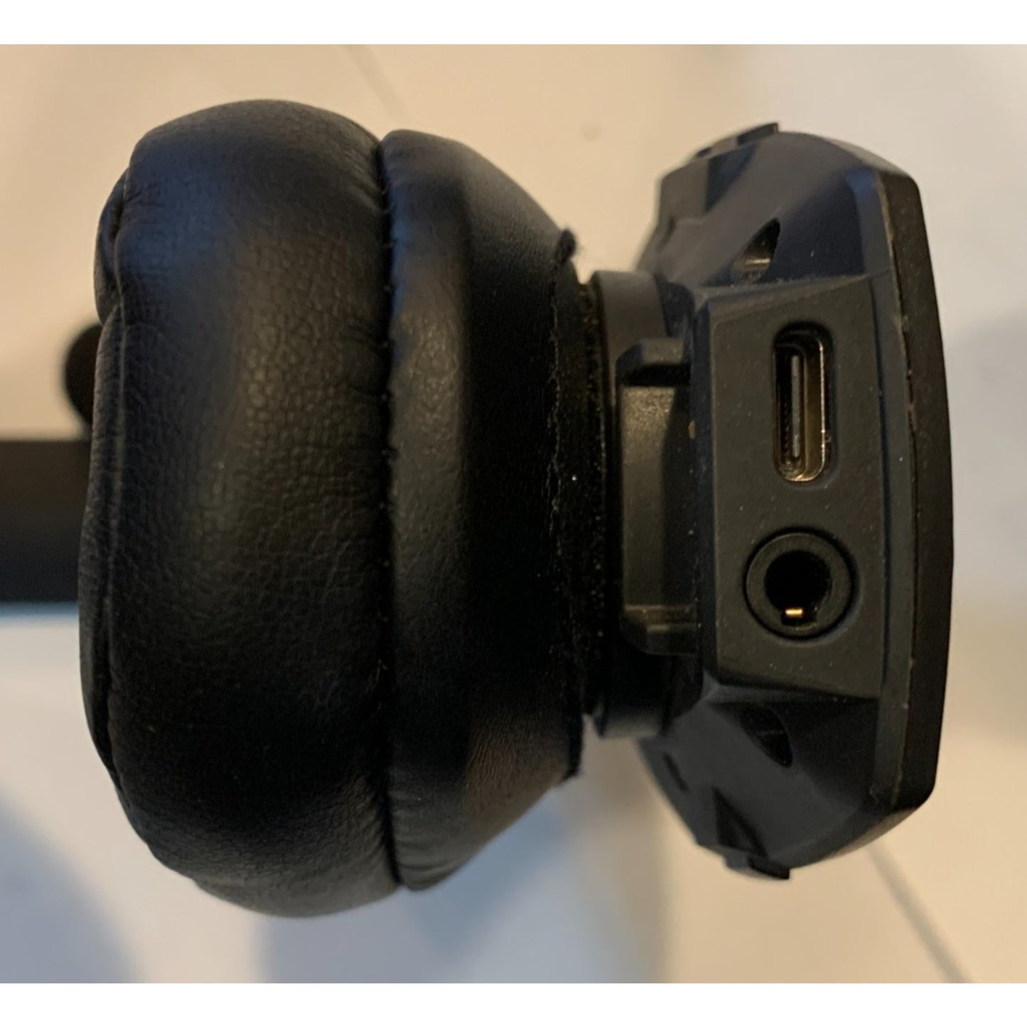 BlueParrott - S650-XT 2-in-1 Convertible Wireless Bluetooth Headset w/ANC -Black