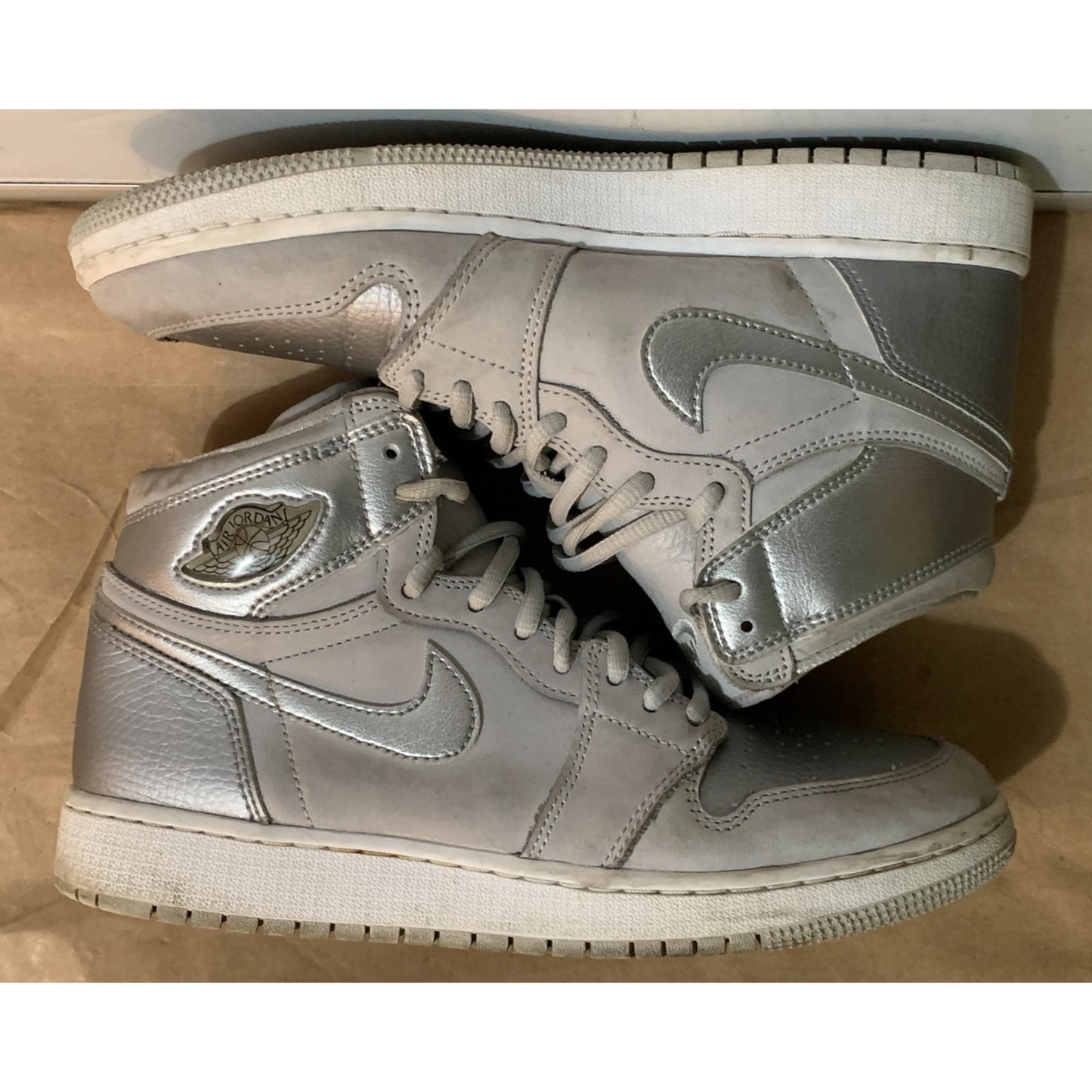 Nike Air Jordan 1 Retro High OG CO.JP Tokyo 575441-029 Size 7Y