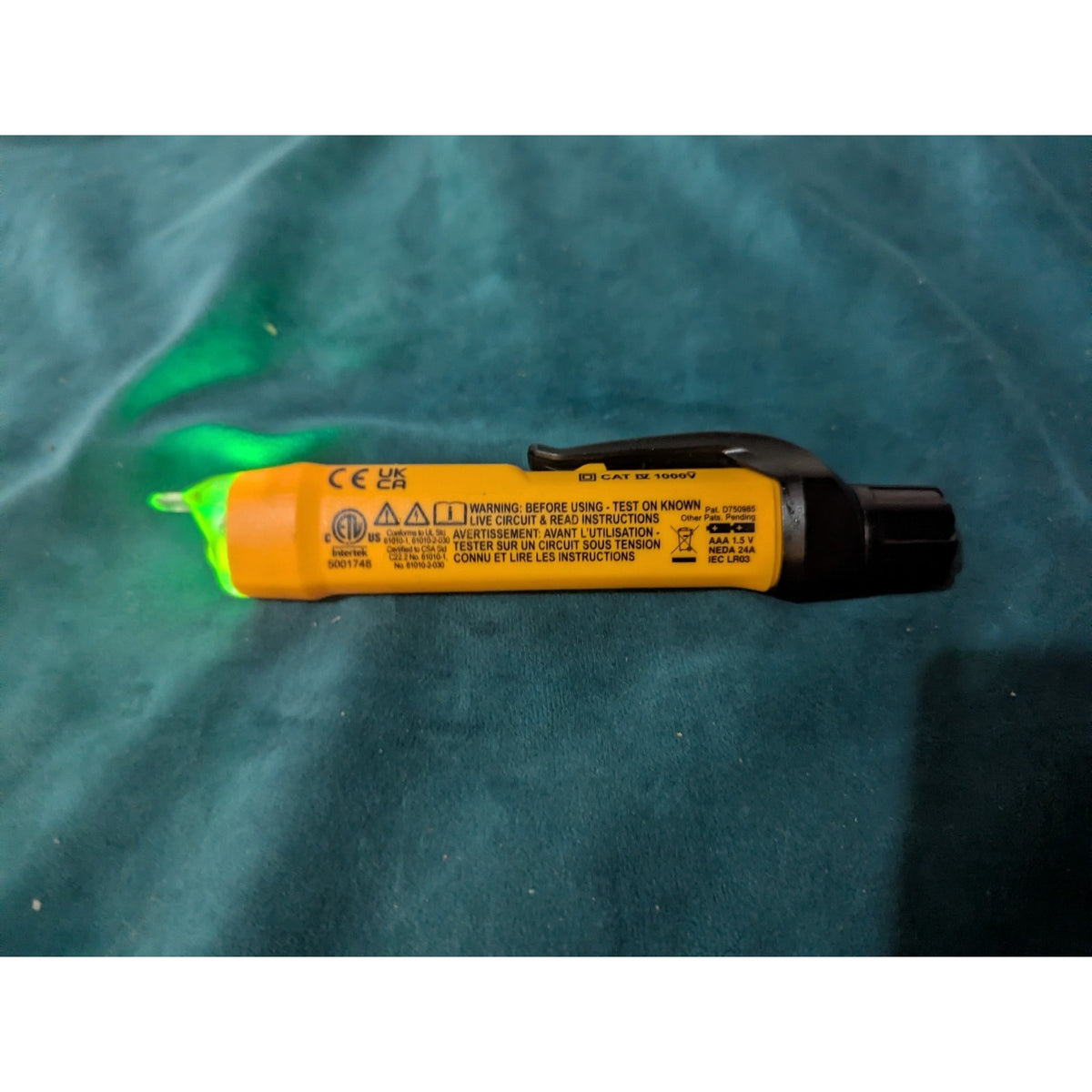 Klein Tools Dual Range Non Contact Voltage Tester With Flashlight
