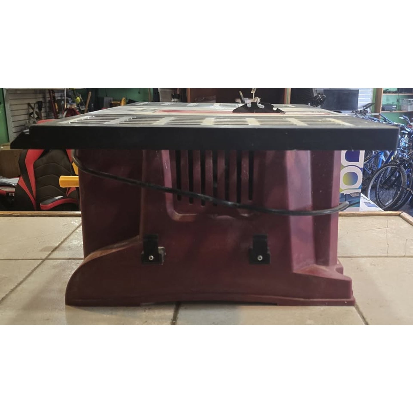 Chicago 10" 15A Table Saw / 63116 /