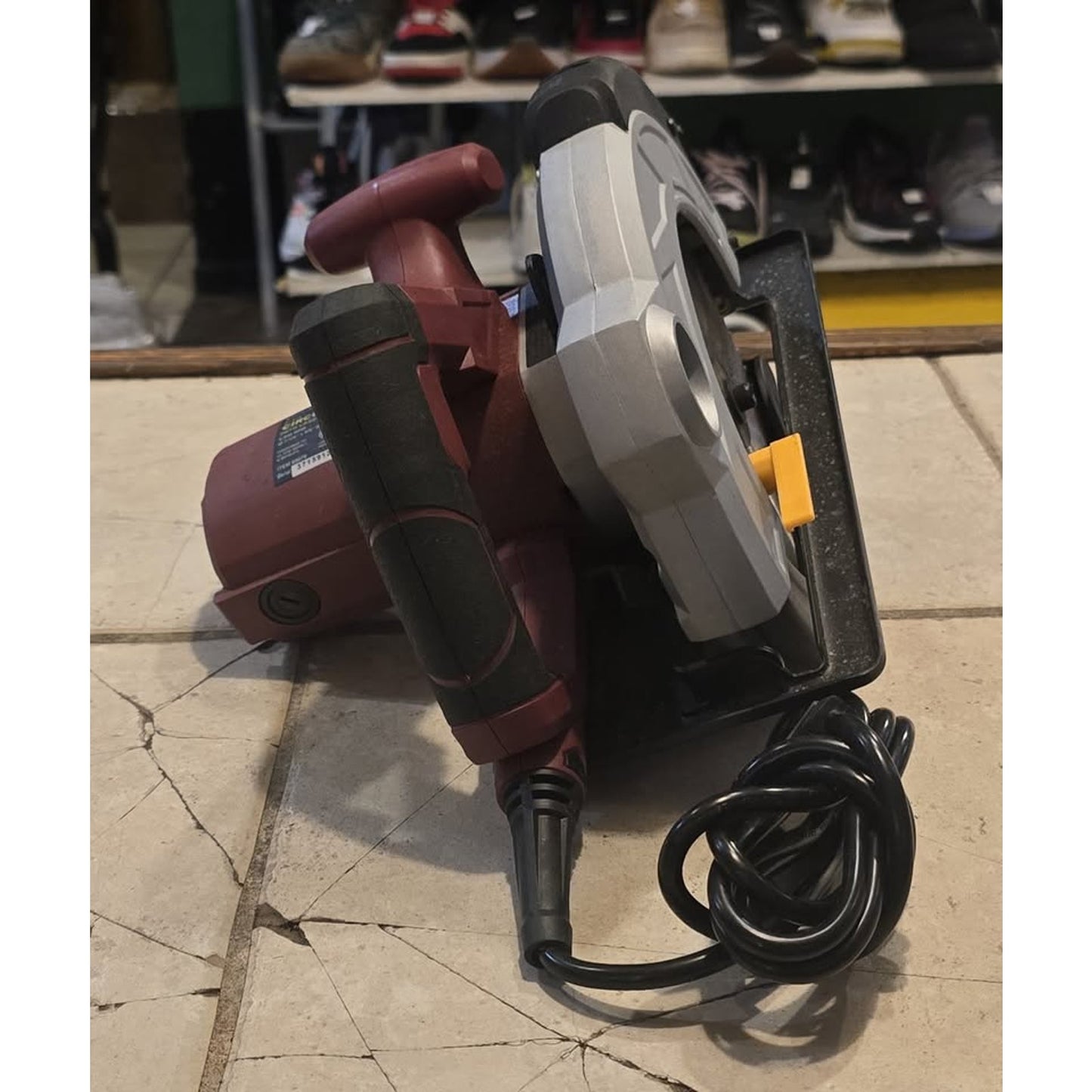 Chicago 7-1/4" Circular Saw w/ Laser / 69078 /