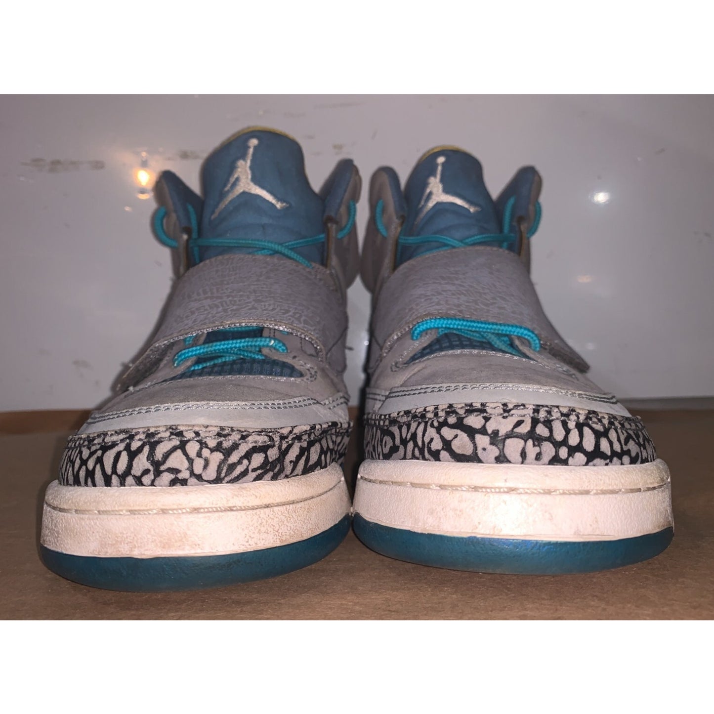 Nike Jordan Son Of Mars “Stealth” Mens sz9 White-Blue-University Gold 512245-037