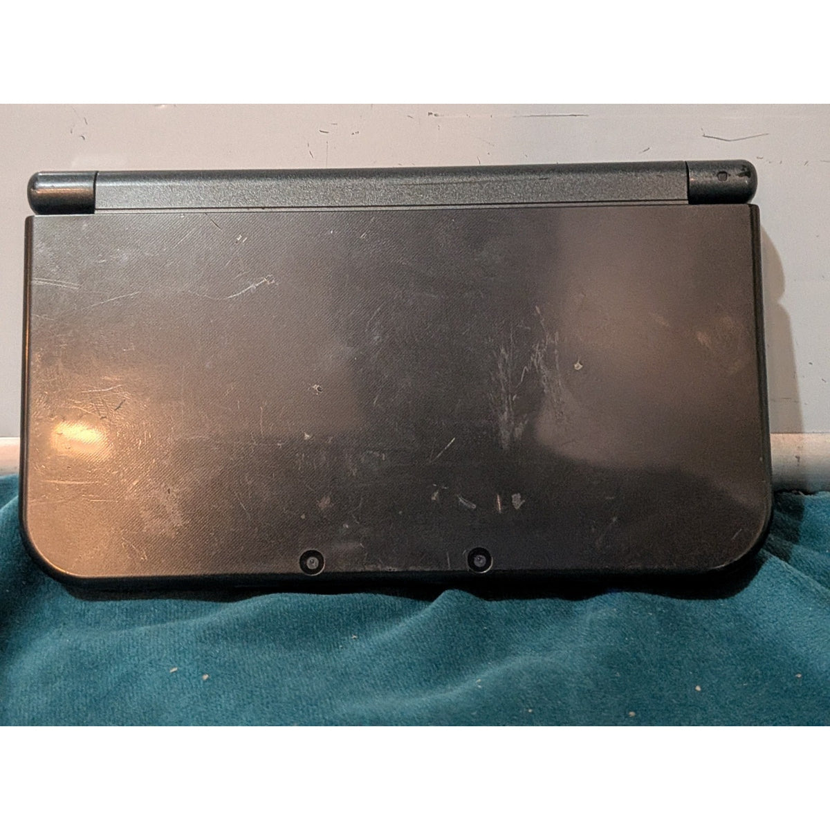 Nintendo "New" 3DS XL Console / RED-001 / Black