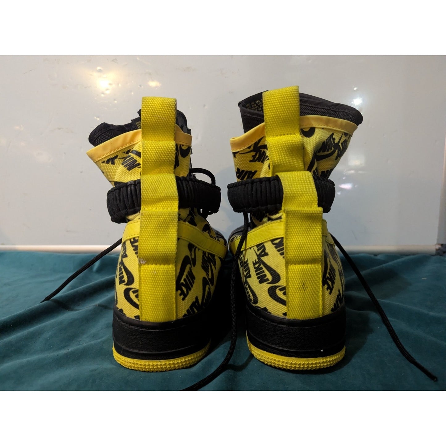Nike SF Air Force 1 HIGH Black And Dynamic Yellow Mens Sz 11.5