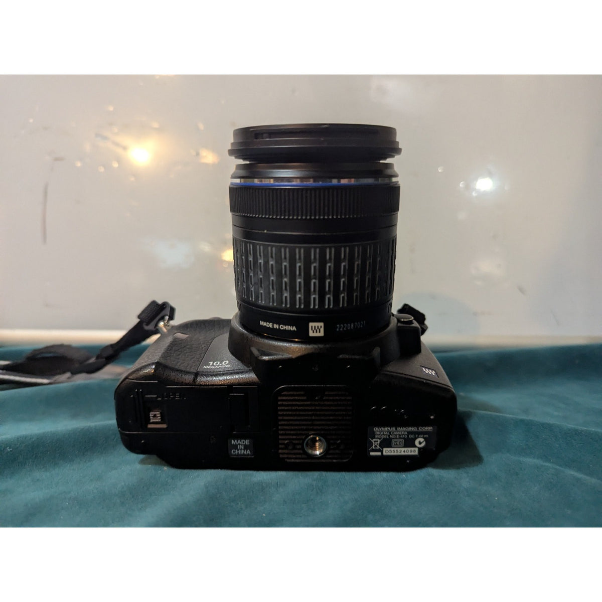 Olympus EVOLT E-410 10.0MP Digital 4/3 DSLR Camera