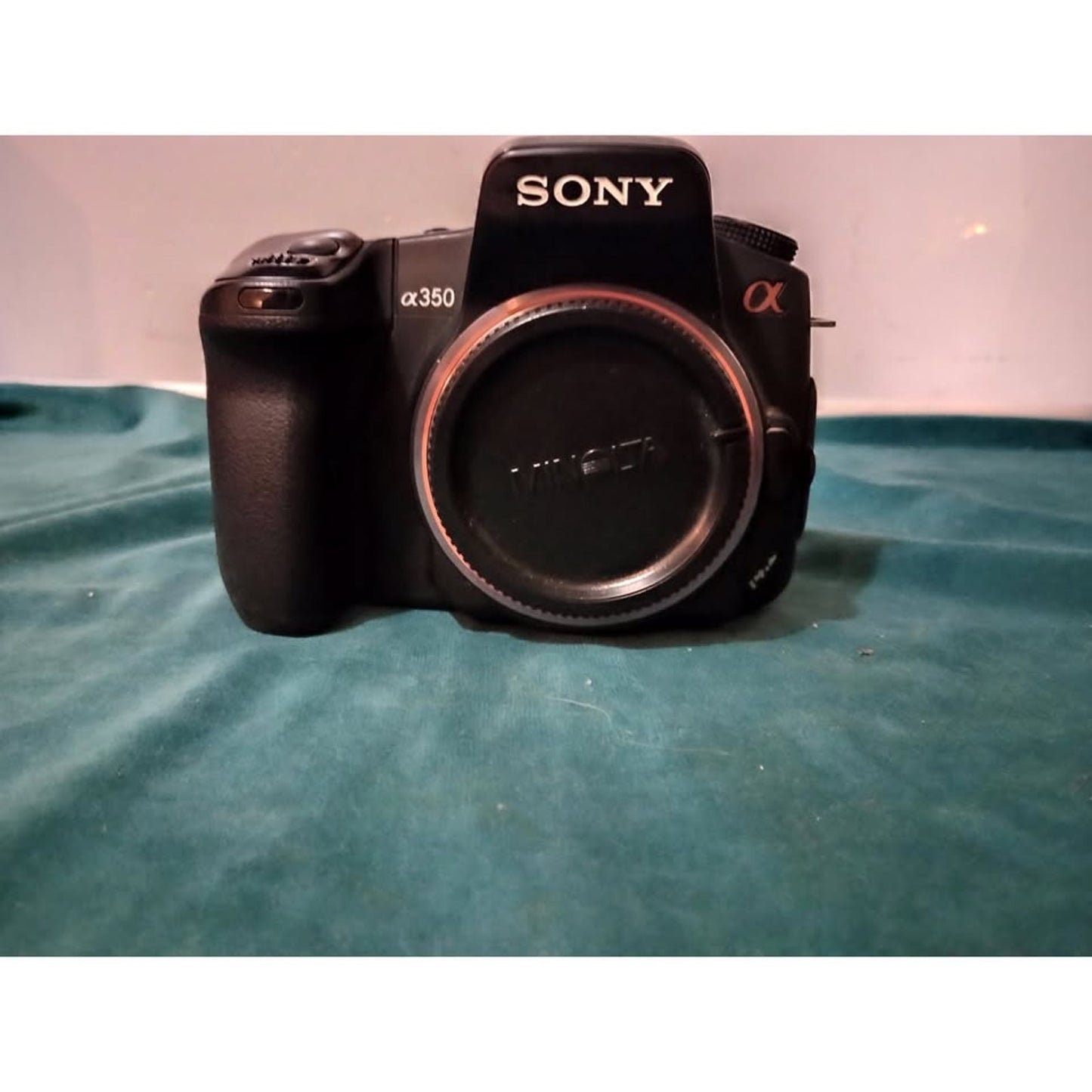 Sony Alpha a350 14.2MP DSLR Camera with 18-70mm AF Lens