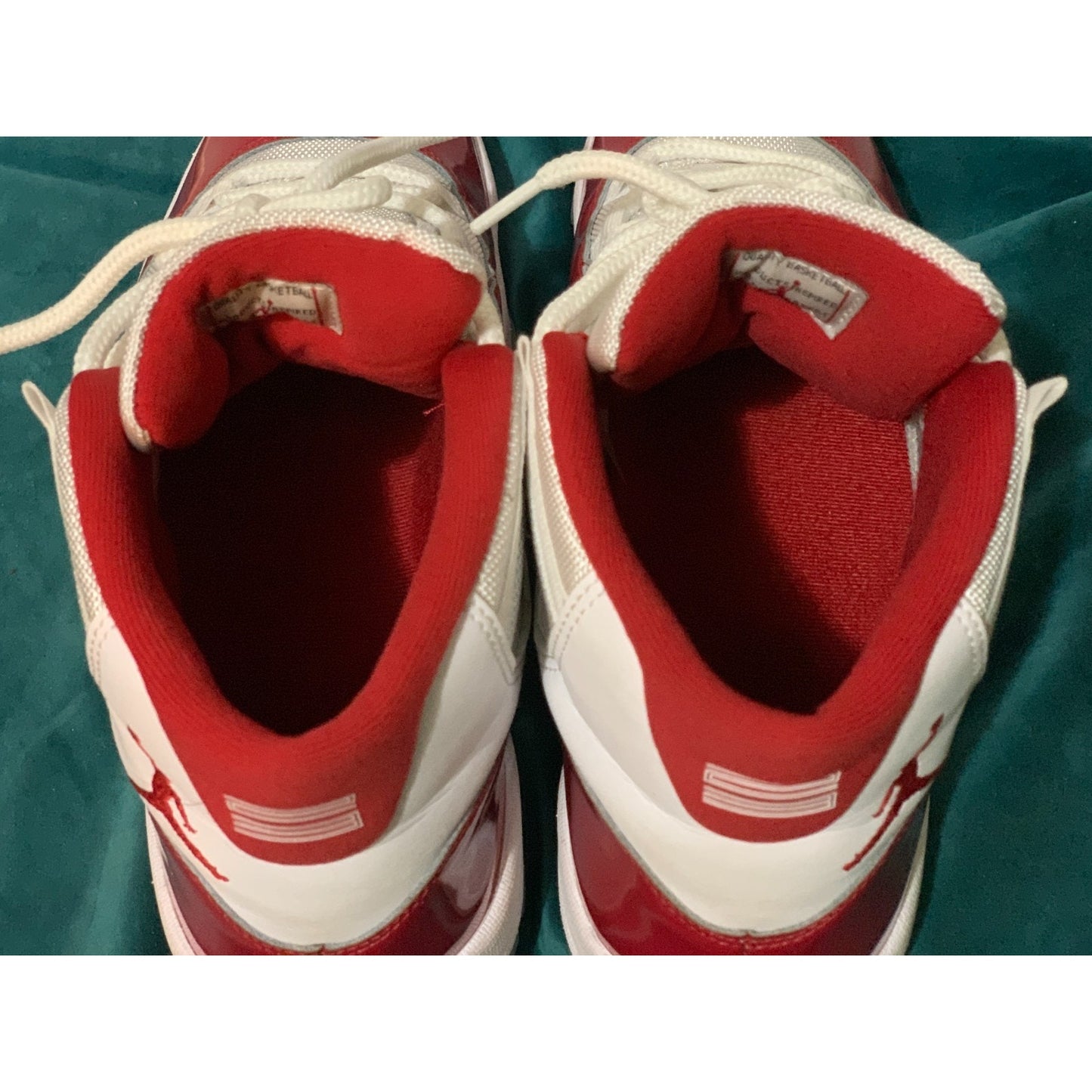Nike Air Jordan 11 Retro Cherry Red White Mens Size 11 CT8012-116