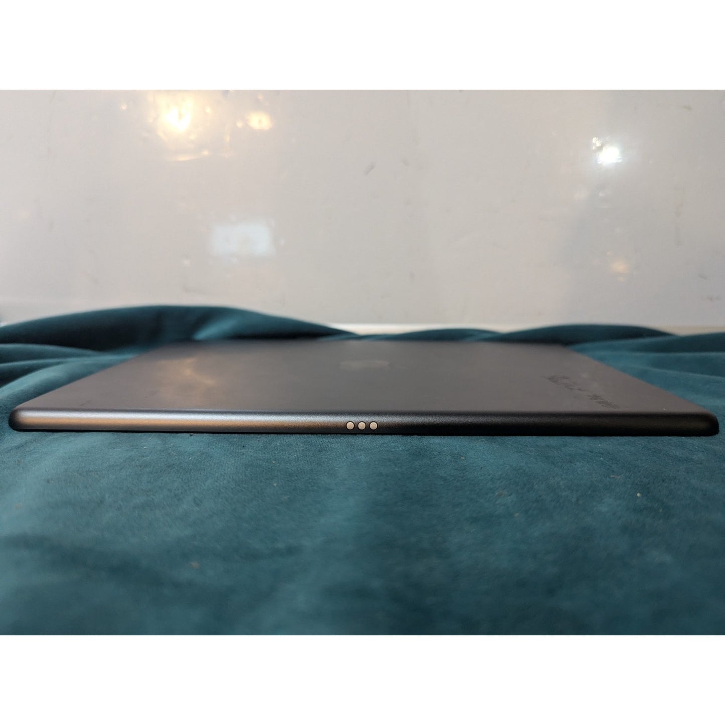 Apple Ipad 7th Gen Tablet A2197 128GB Wi-Fi Silver