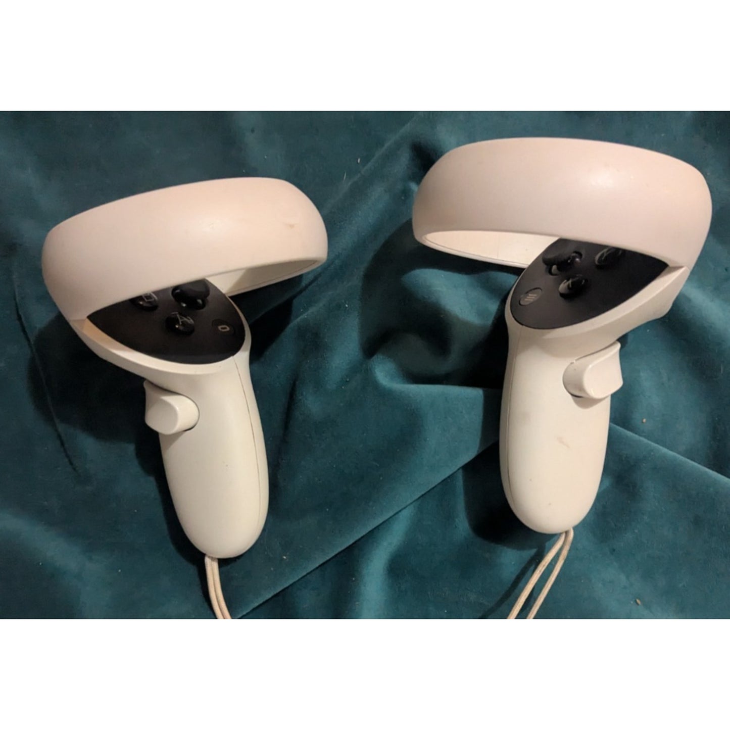 Meta Oculus Quest 2 128GB Standalone VR Headset